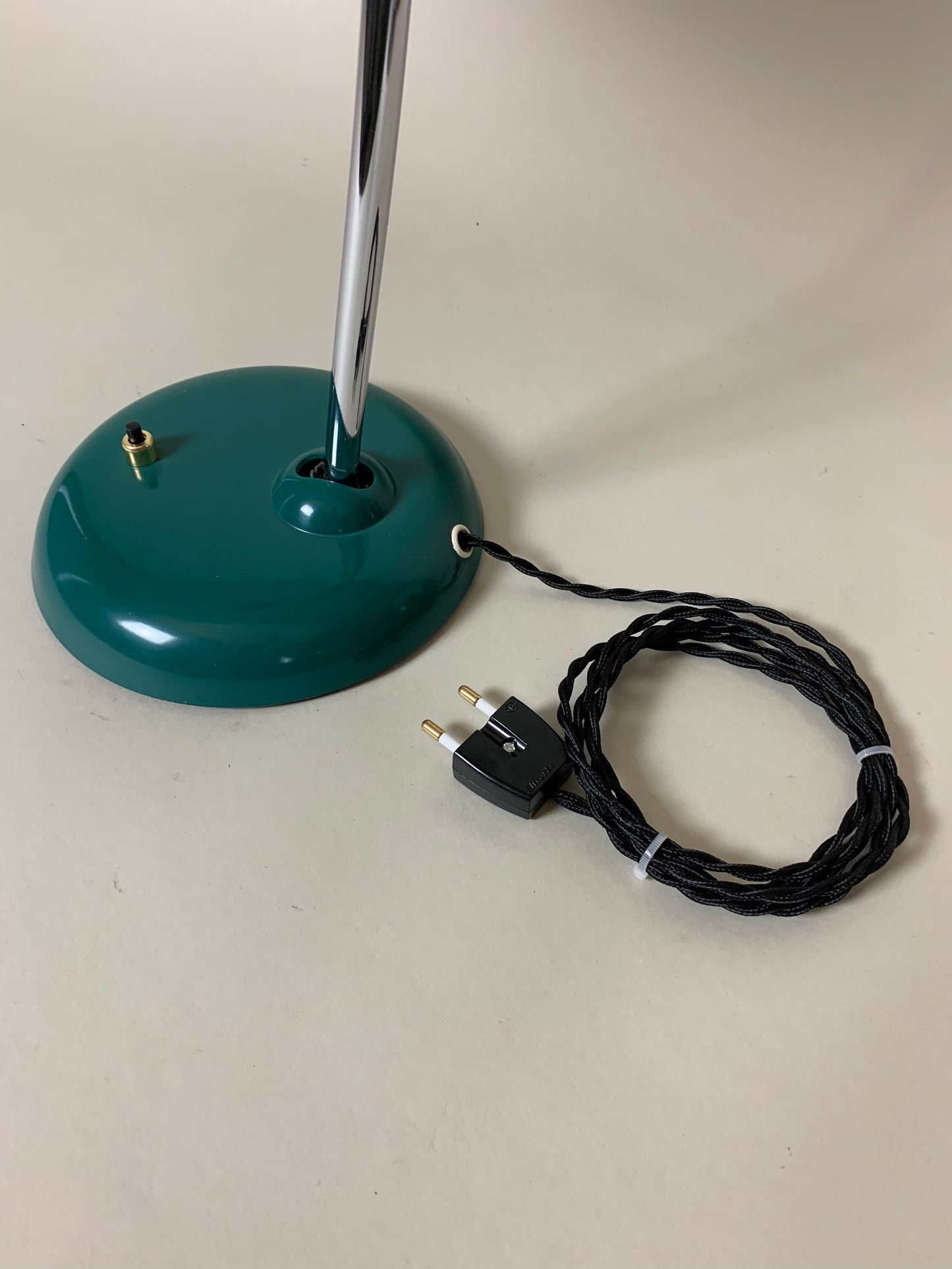 Kaiser Idell 6786 - Original grøn
