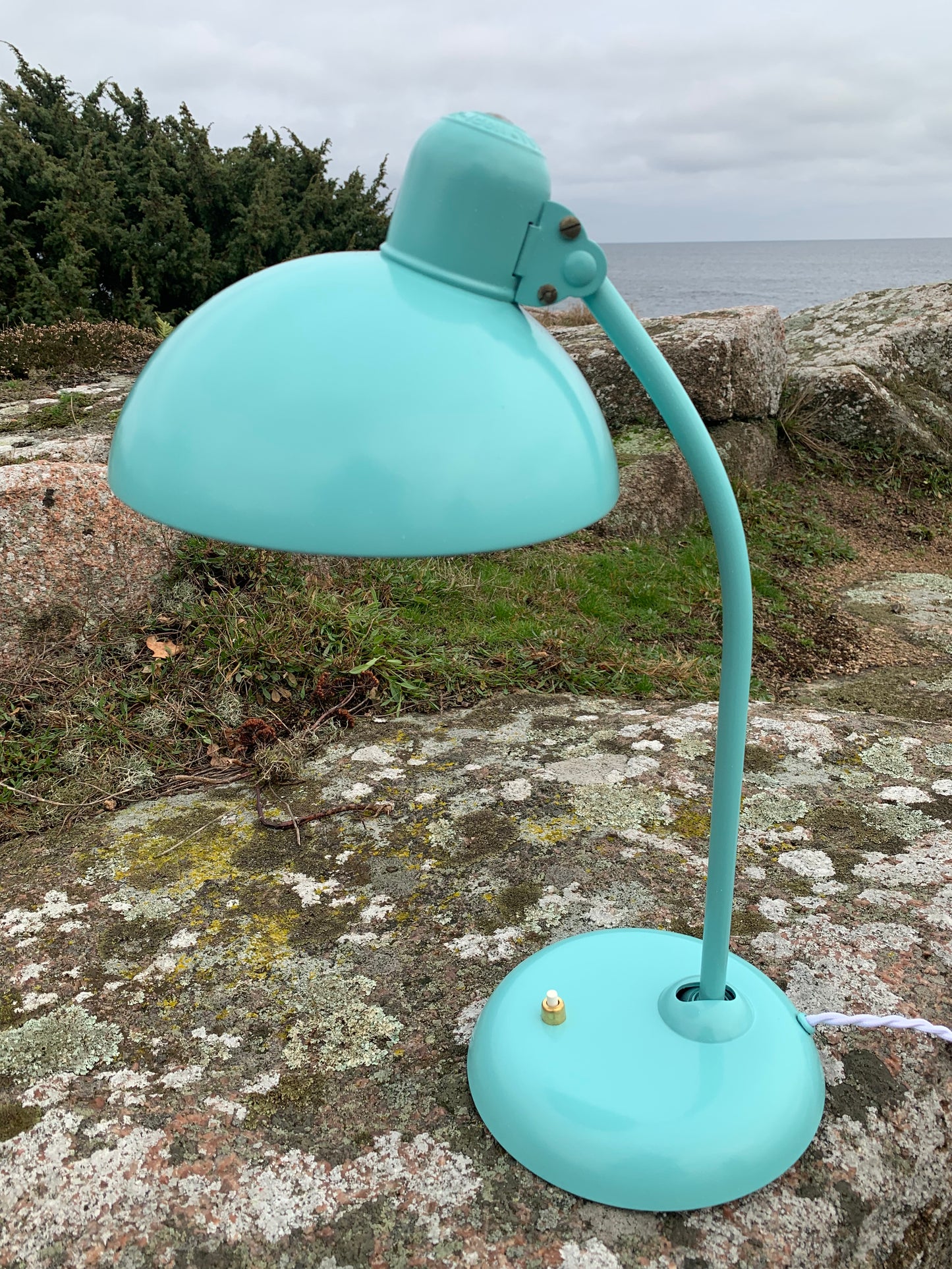 Kaiser Idell 6556 - Mintblå
