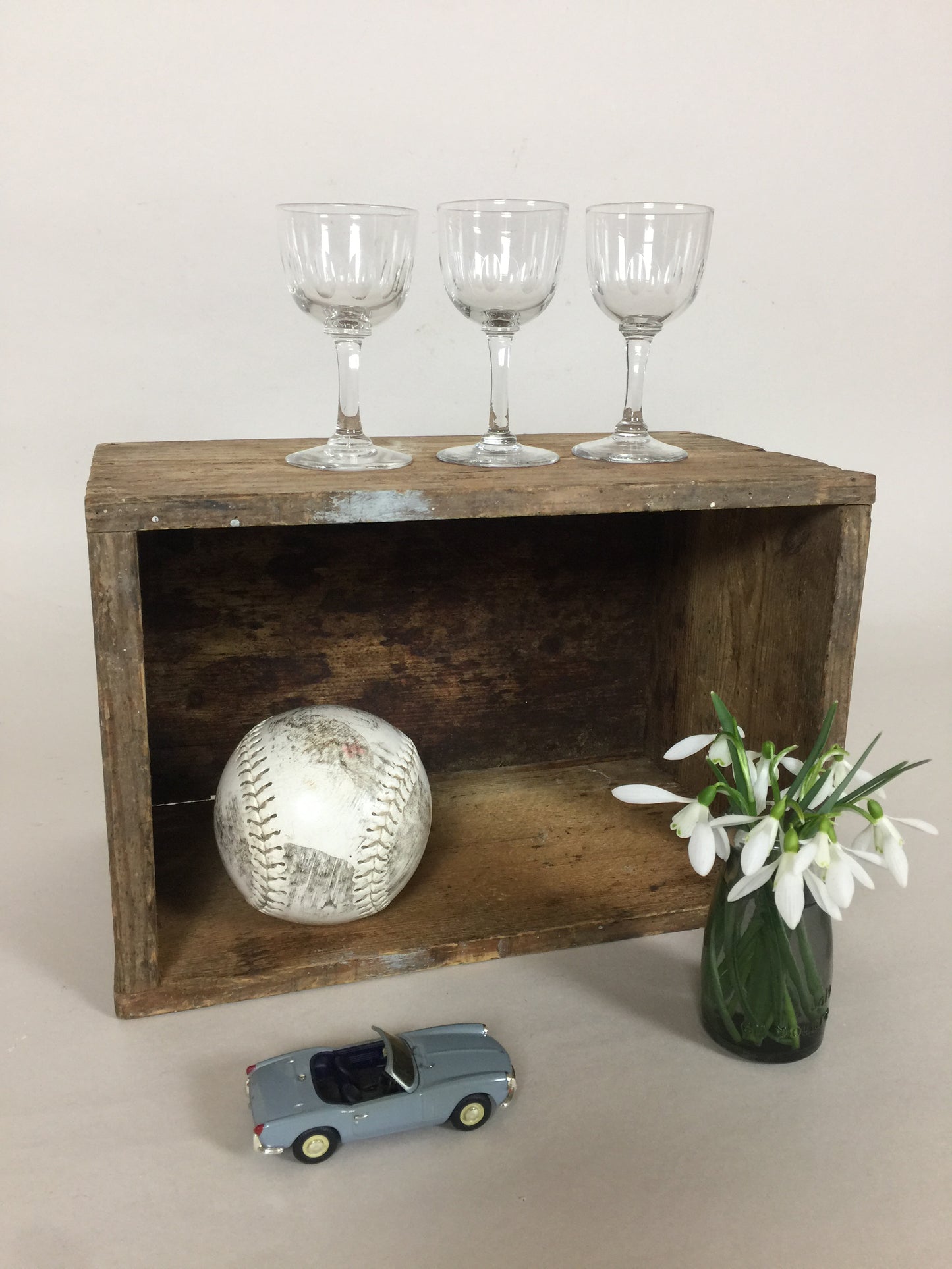 Tre fine og gamle glas