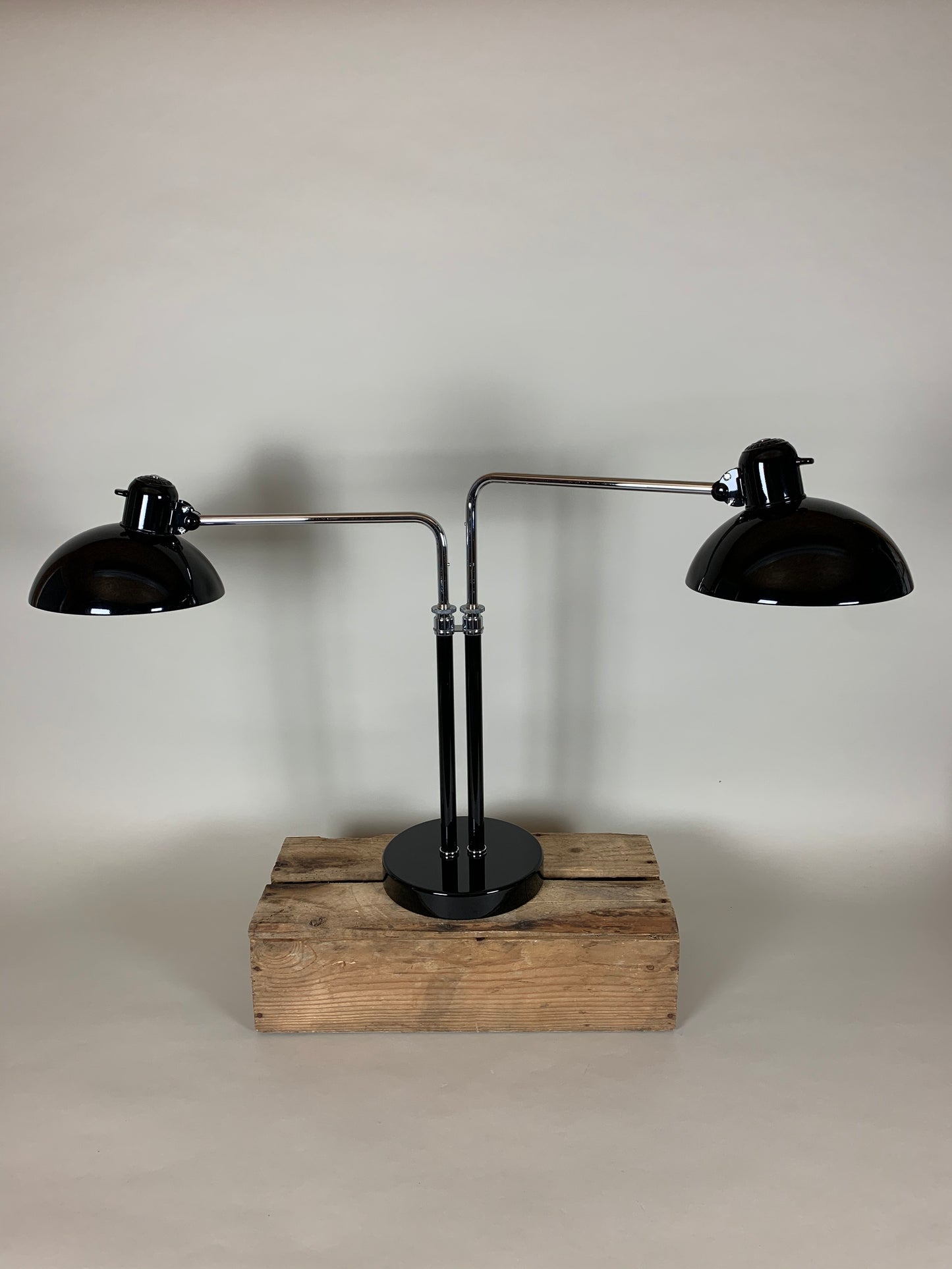 Kaiser Idell 6580 - Dobbelt bordlampe