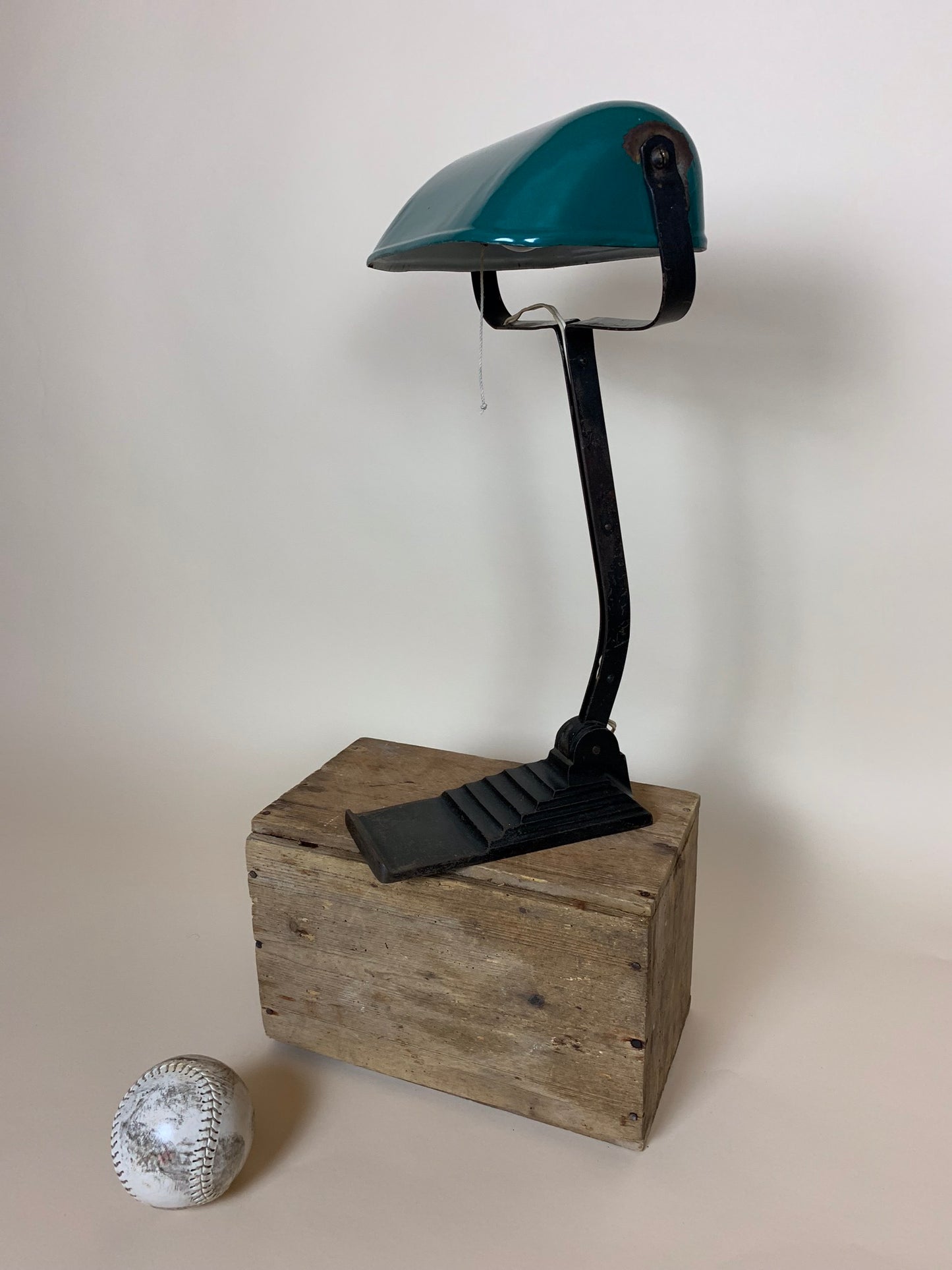 Gammel Erpe skrivebordslampe fra Belgien
