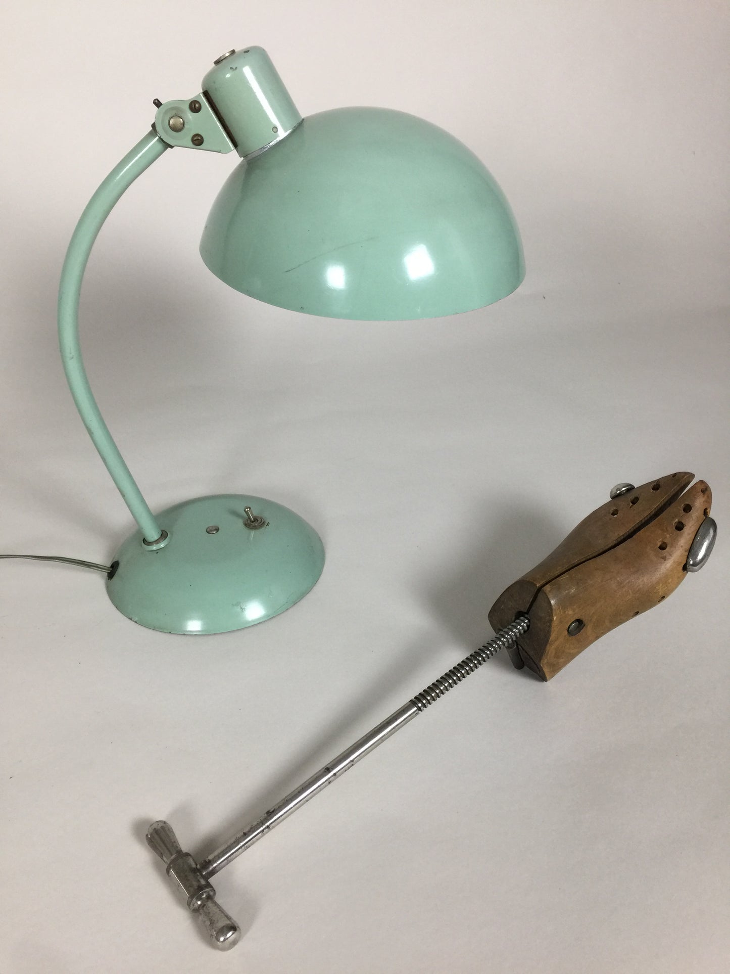 Skøn SIS Bauhaus bordlampe