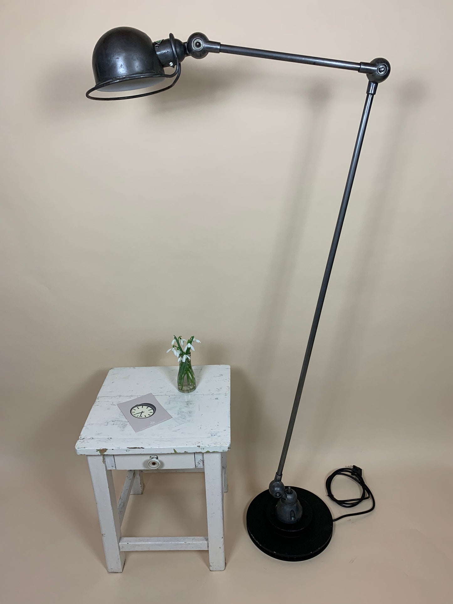 Skøn og sjælden Jieldé gulvlampe med to arme