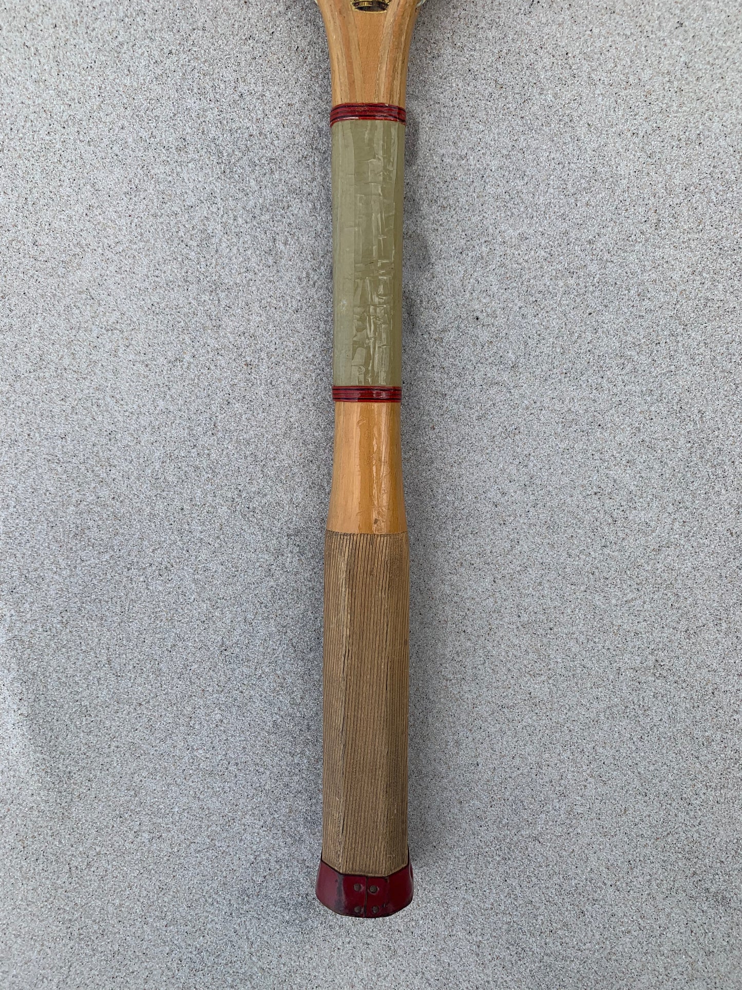 Dekorativ fransk ketcher