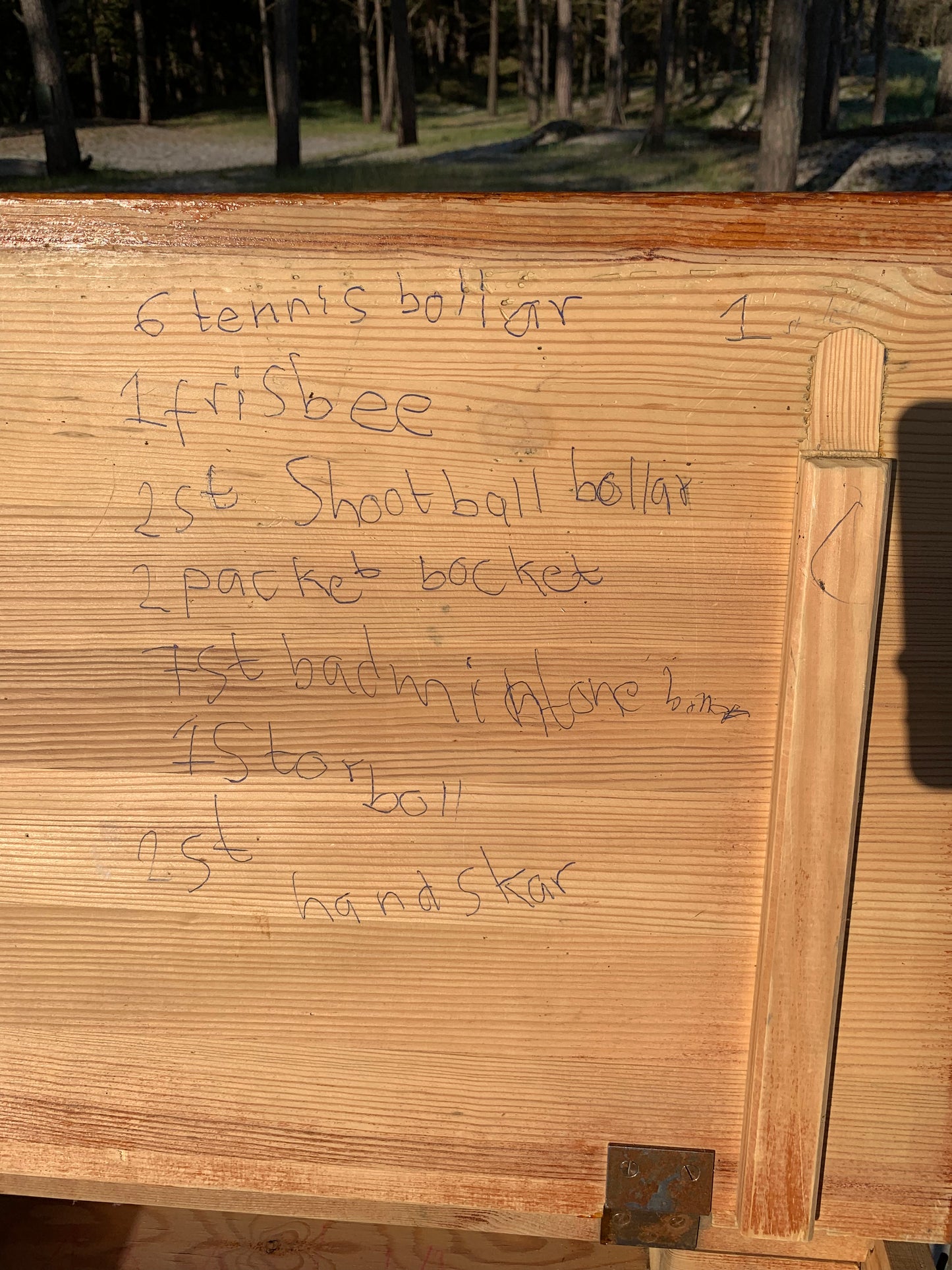 Skolebord og stol fra Grythyttan