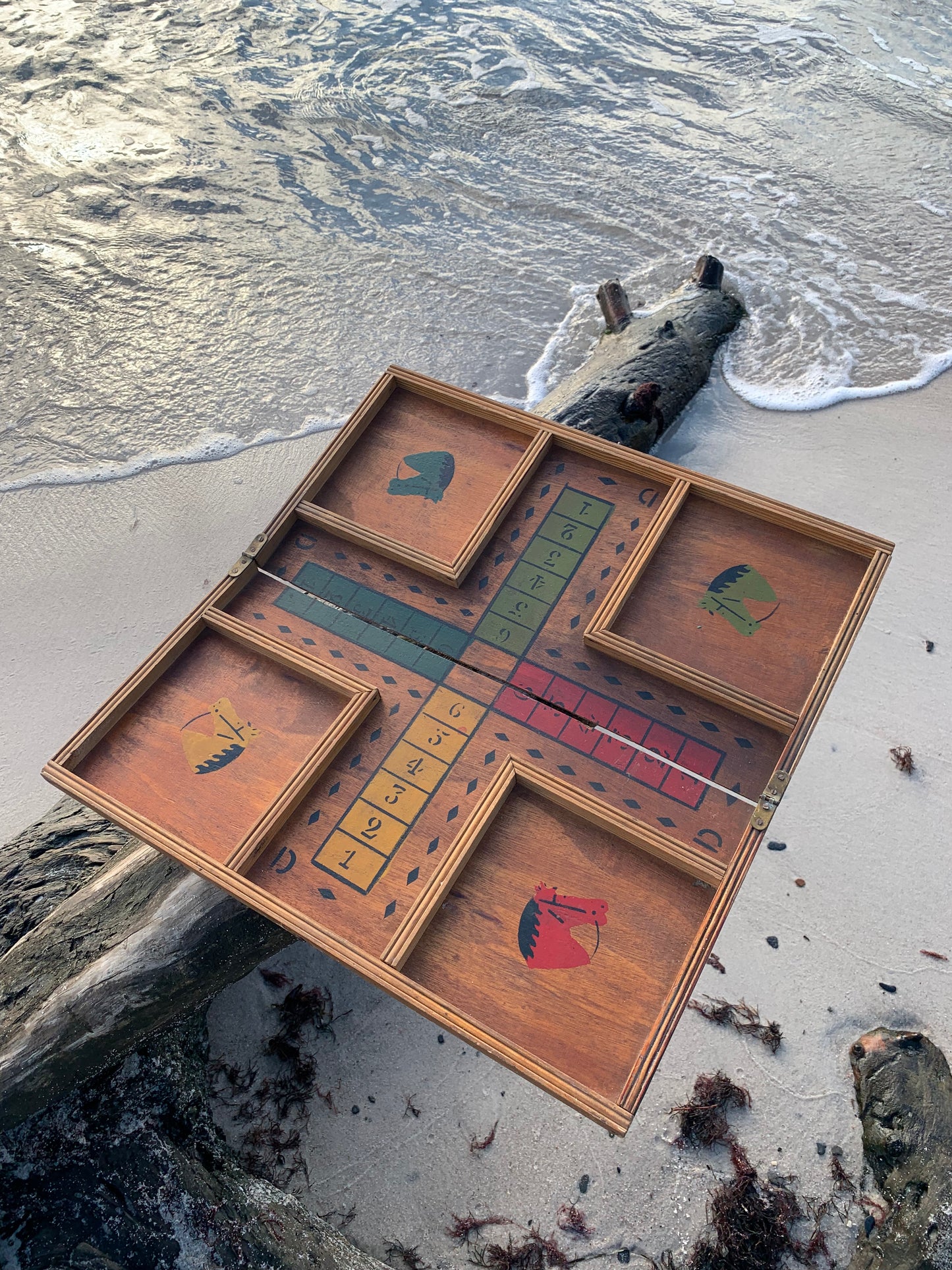 Gammelt fransk Ludo bræt