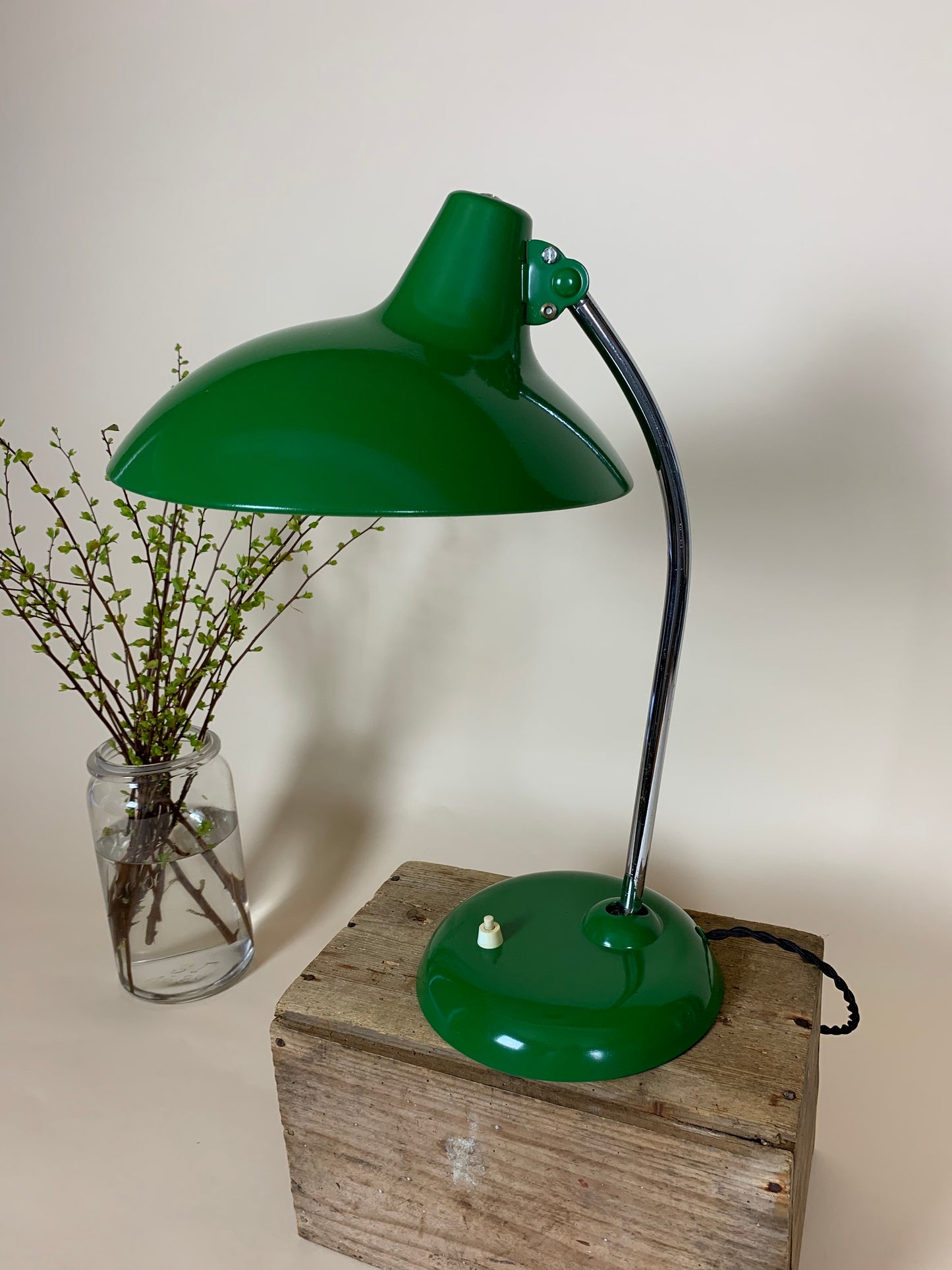 Kaiser Idell 6786 bordlampe
