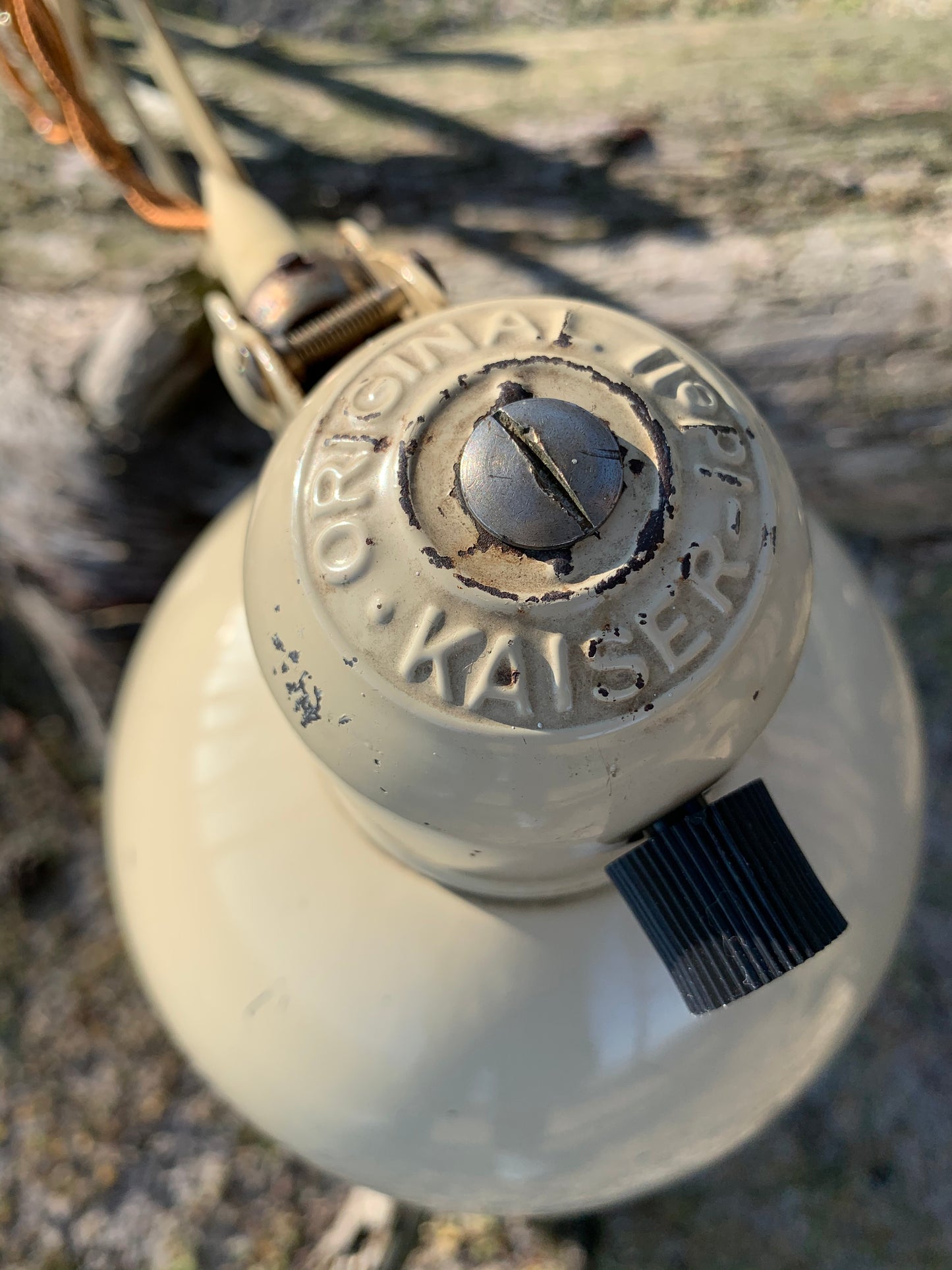 Kaiser Idell 6718 sakselampe