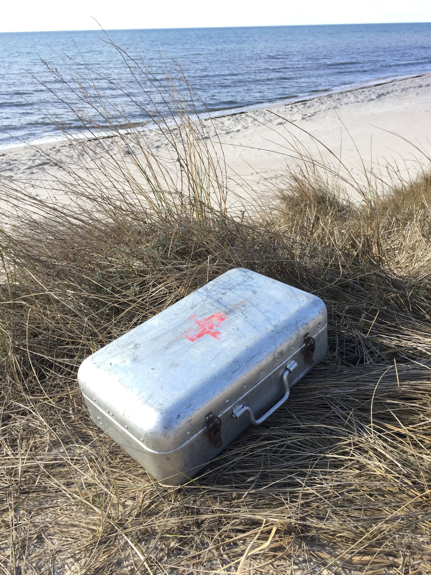 Rå Røde Kors kasse (stor model)