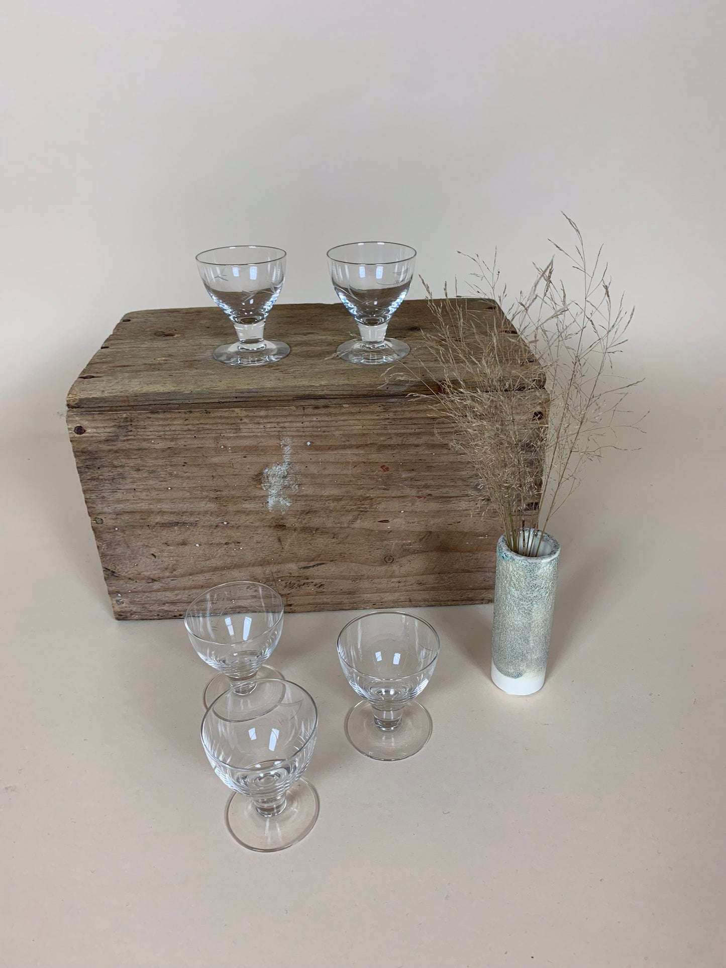 5 små fine glas - sælges samlet, prisen er for alle 5