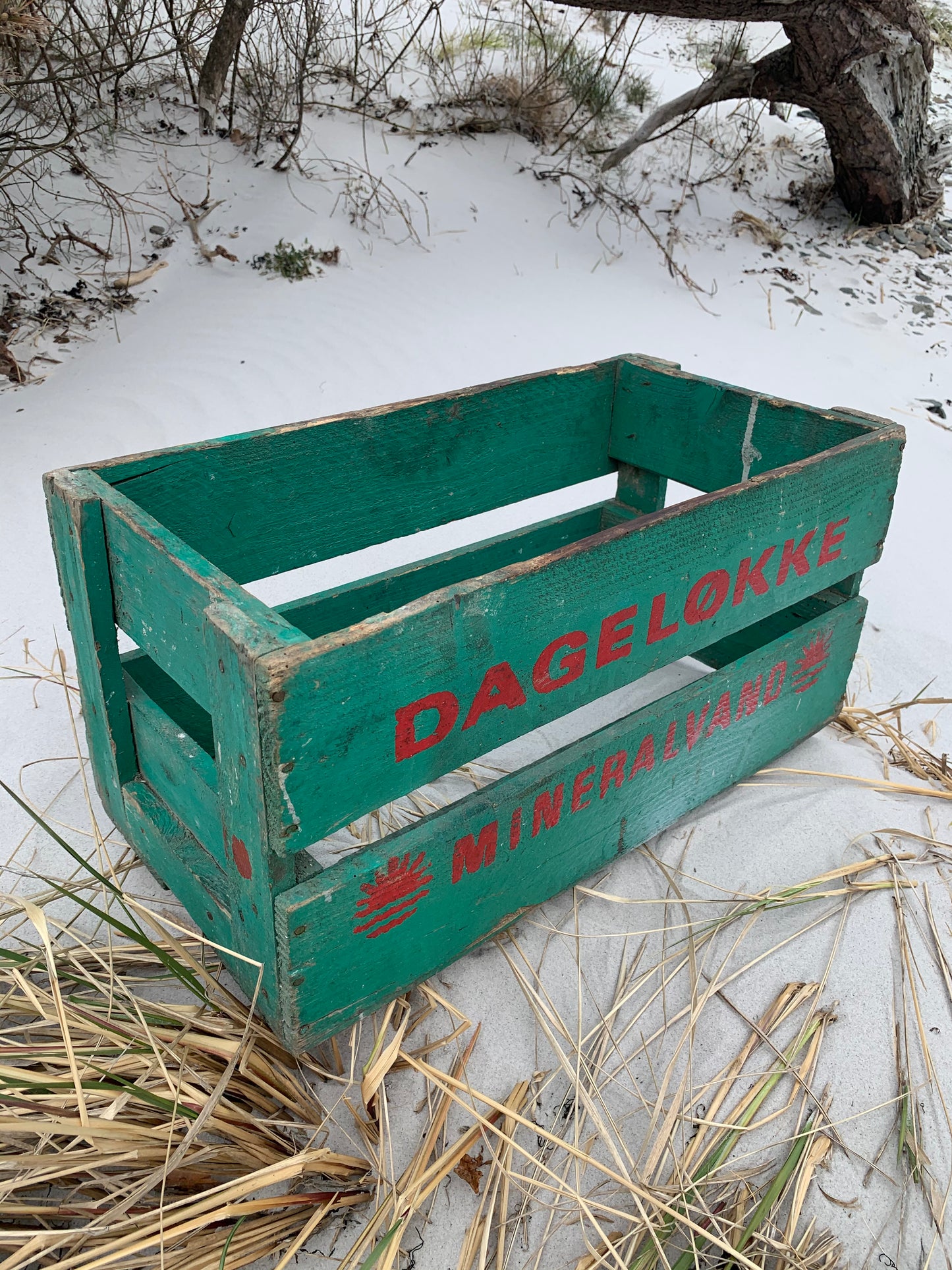 Dagelykke mineralvand kasse
