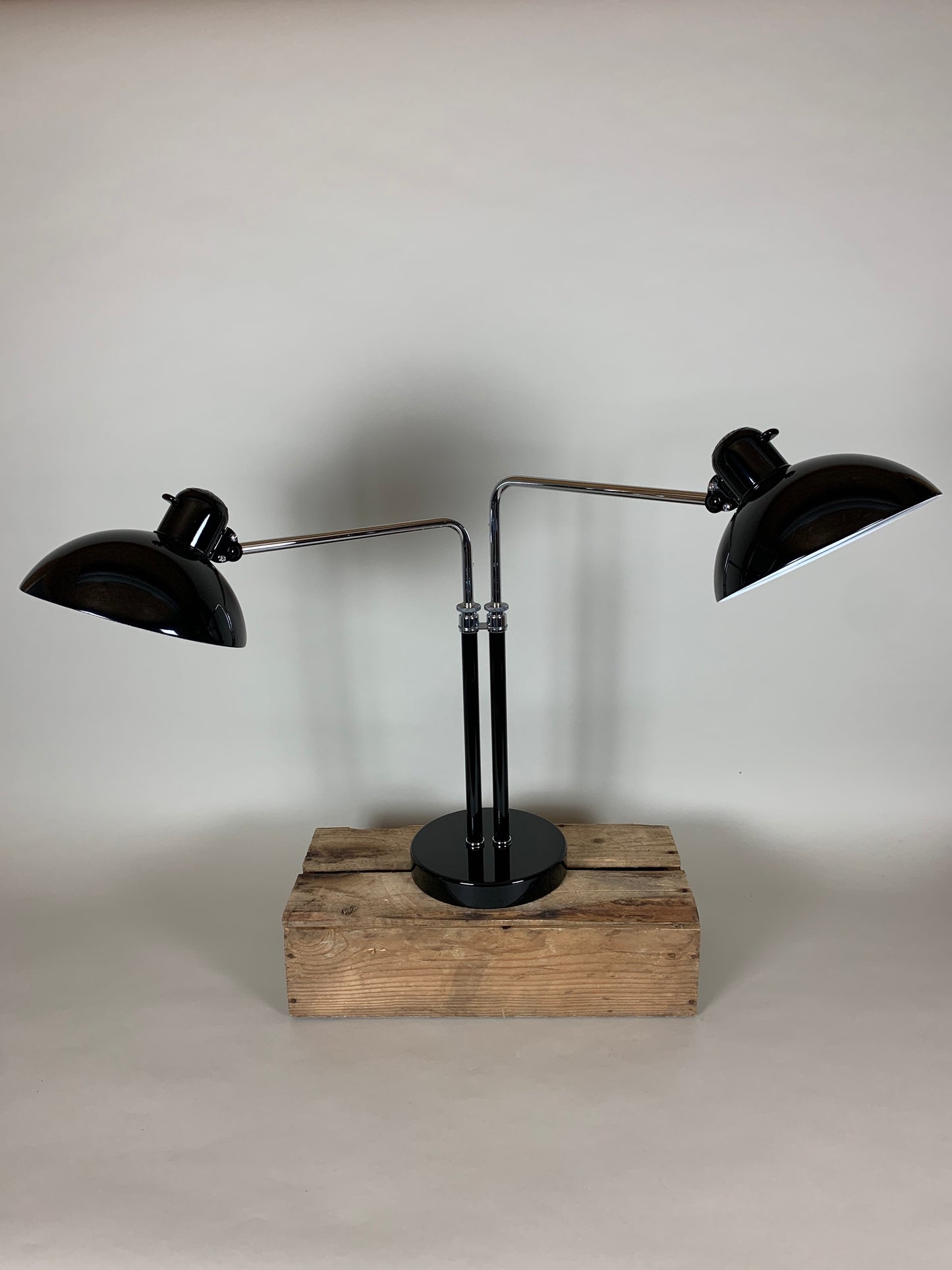 Kaiser Idell 6580 - Dobbelt bordlampe