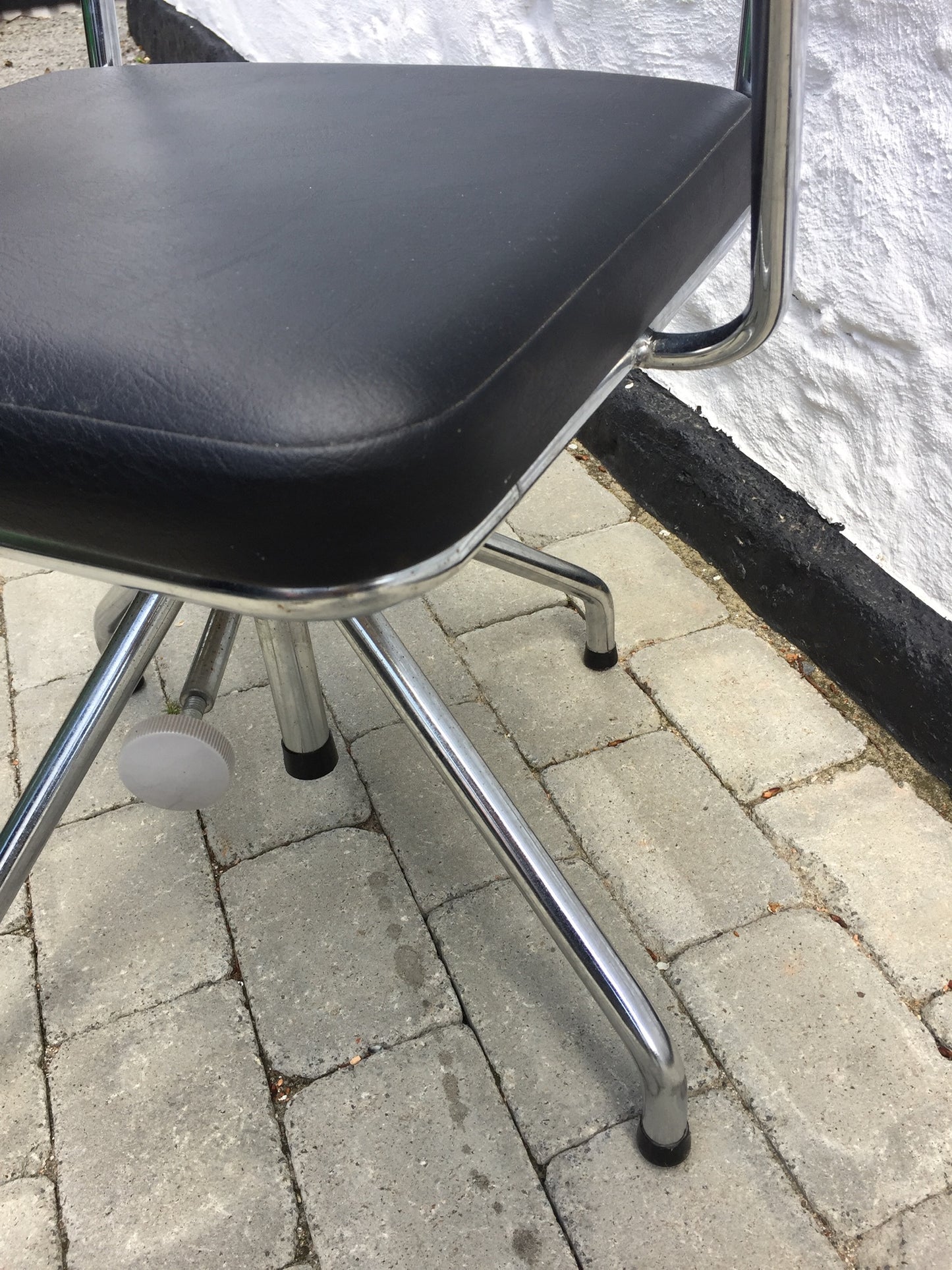 Har du brug for at hvile hovedet - Stol med nakke/hovedstøtte