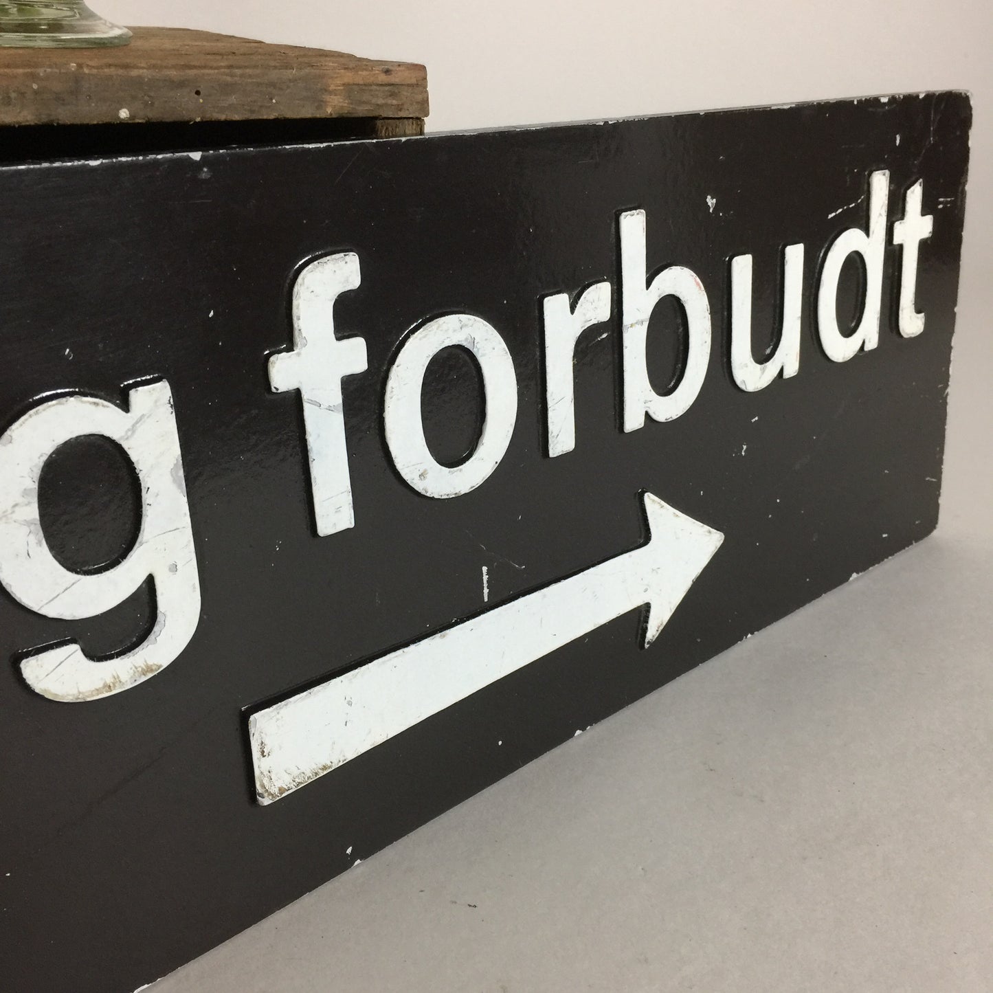 Gammelt fint skilt