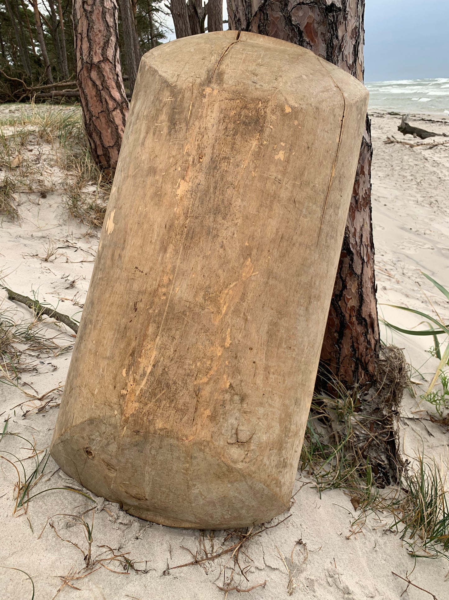 Sulefad eller sulekar med jerndetaljer