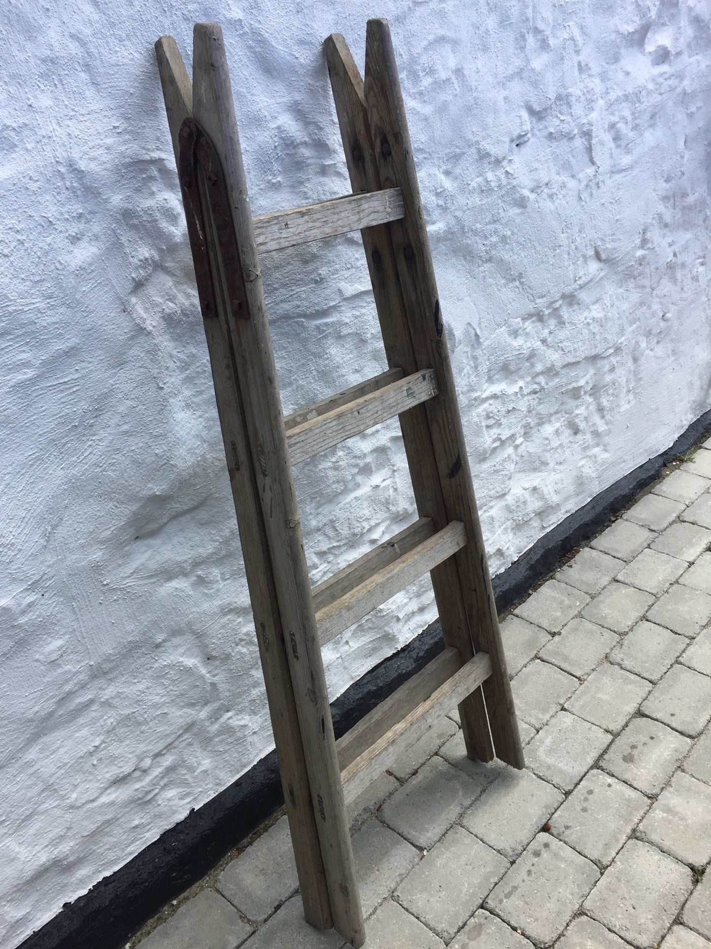 Stige med skøn patina