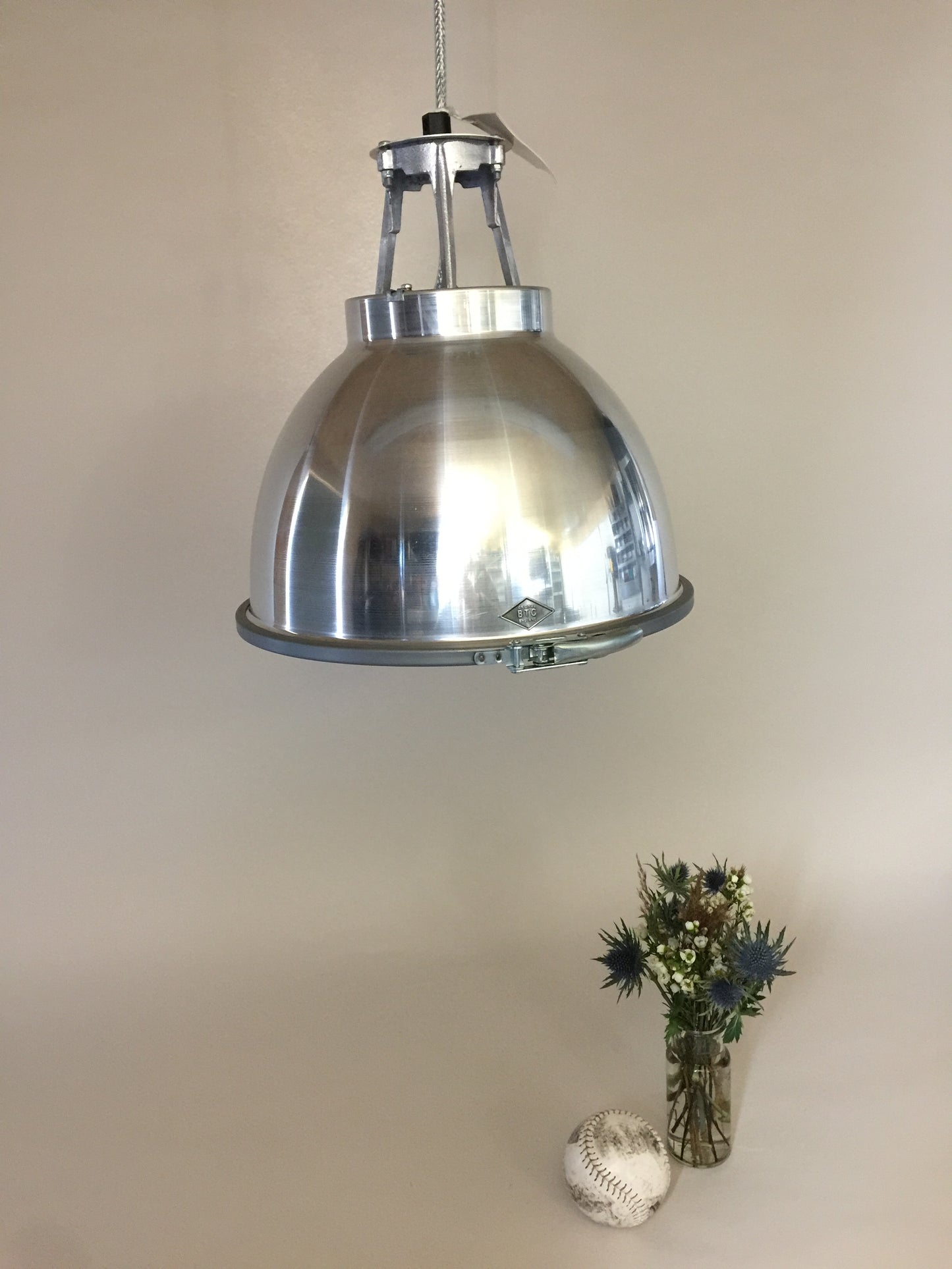 Original BTC lampe - Titan med sandblæst glas