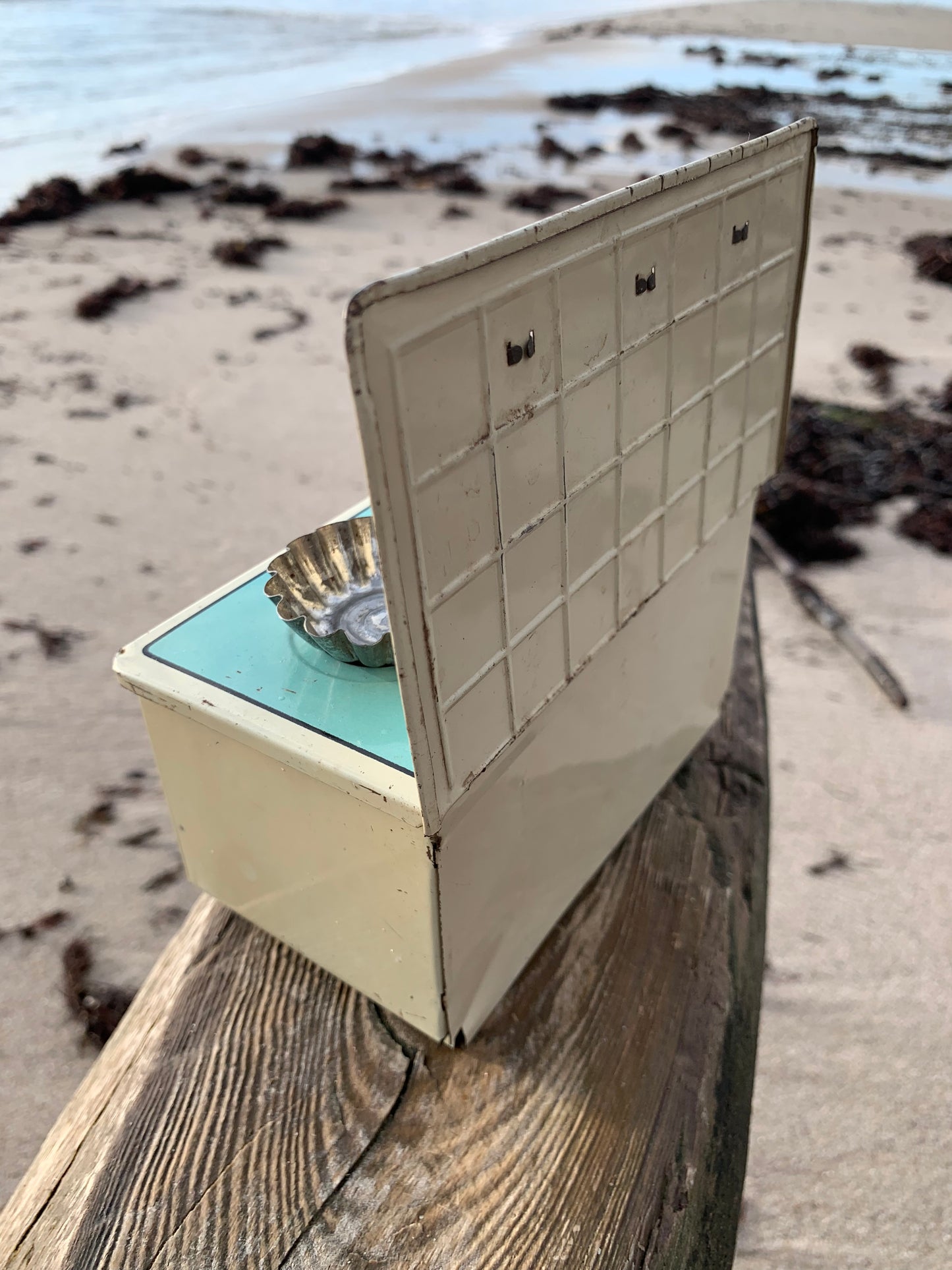 Legetøjskøkken i blik