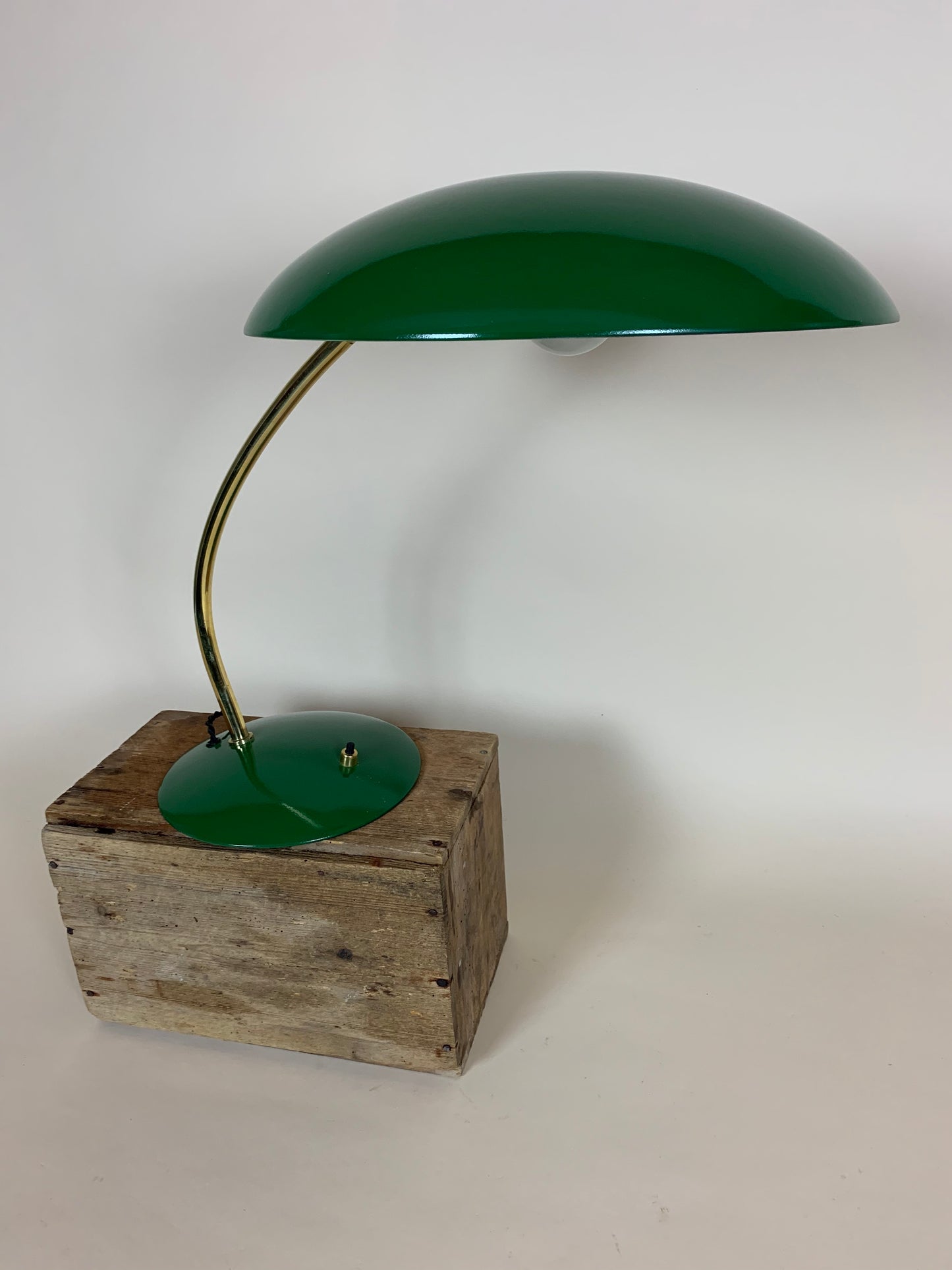 Kaiser Idell 6782 - Grøn