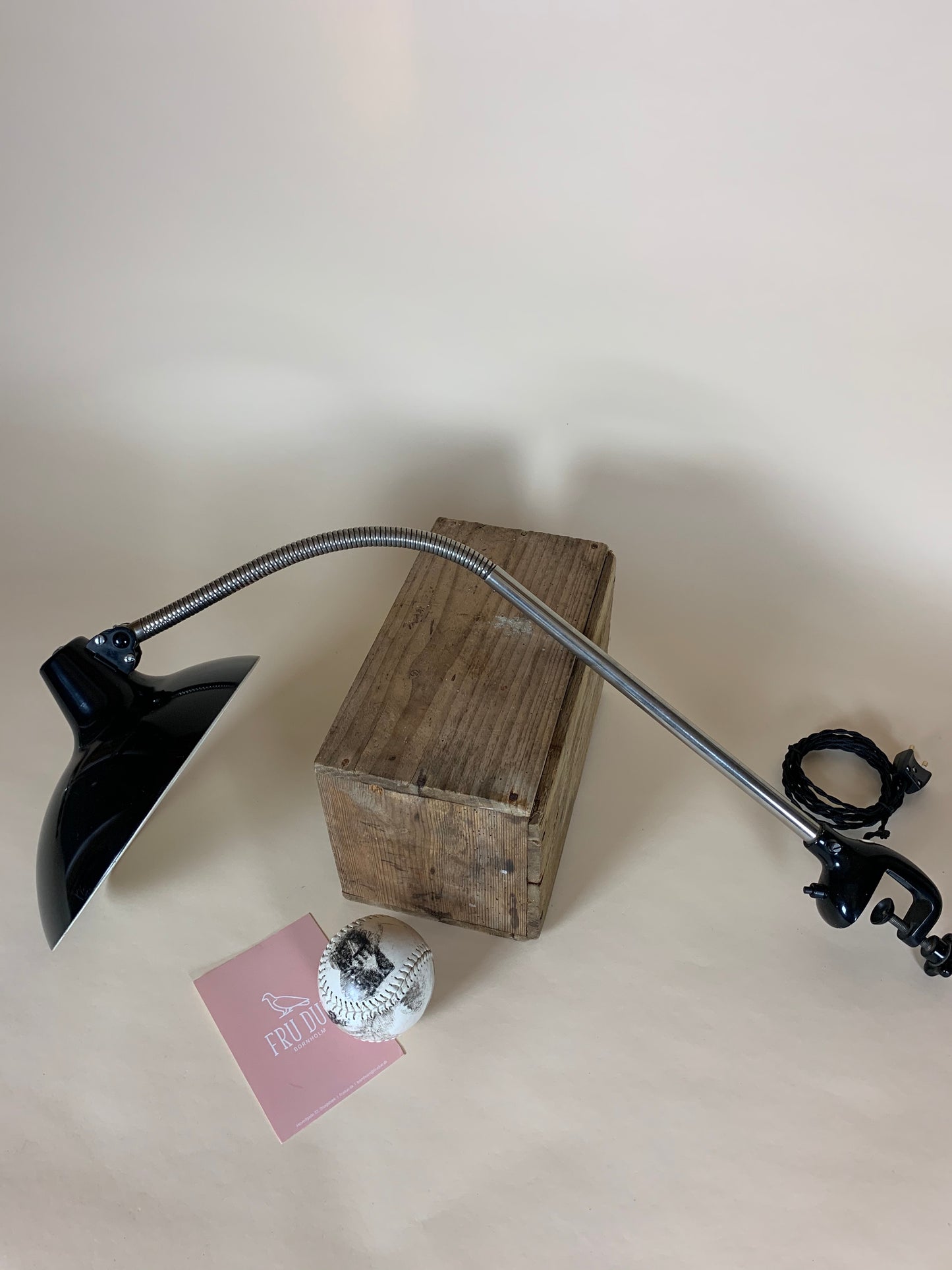 Kaiser Idell 6861 - Sort