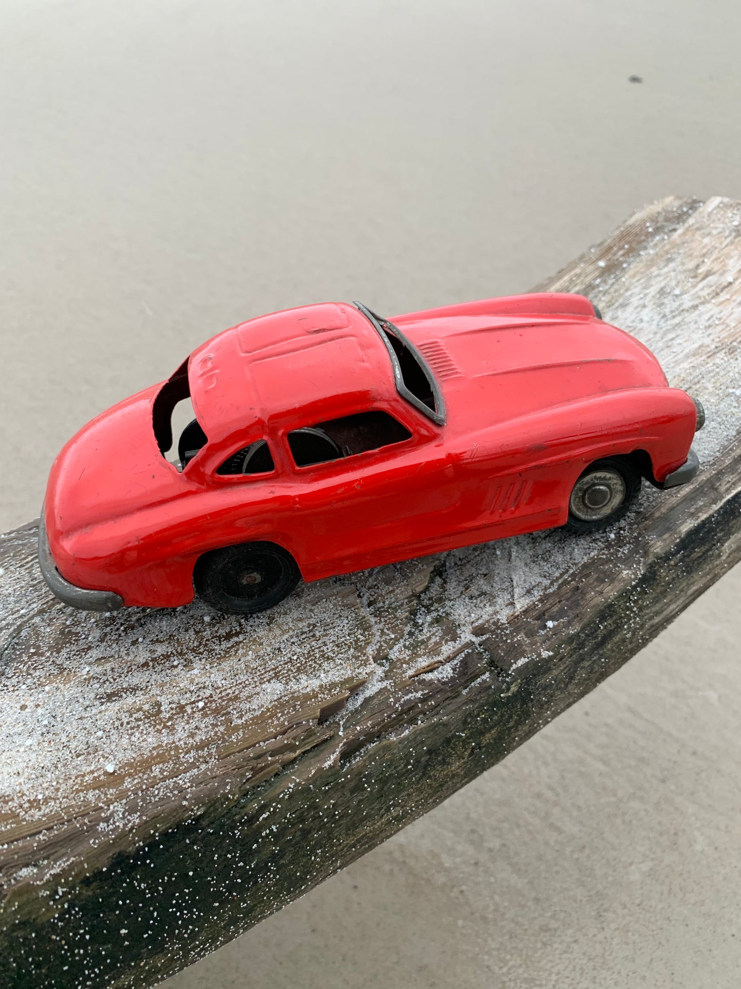 Skøn gammel Mercedes i blik