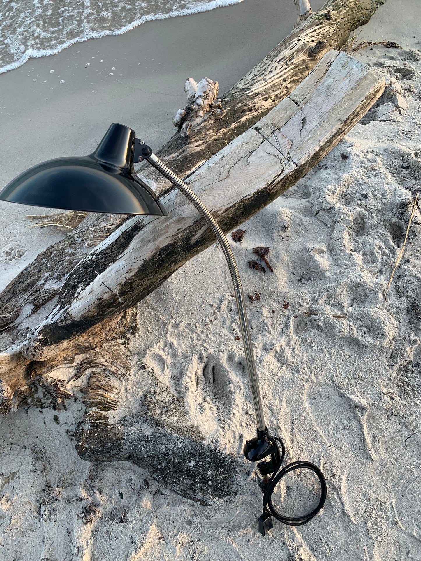 Kaiser Idell 6861 - Sort