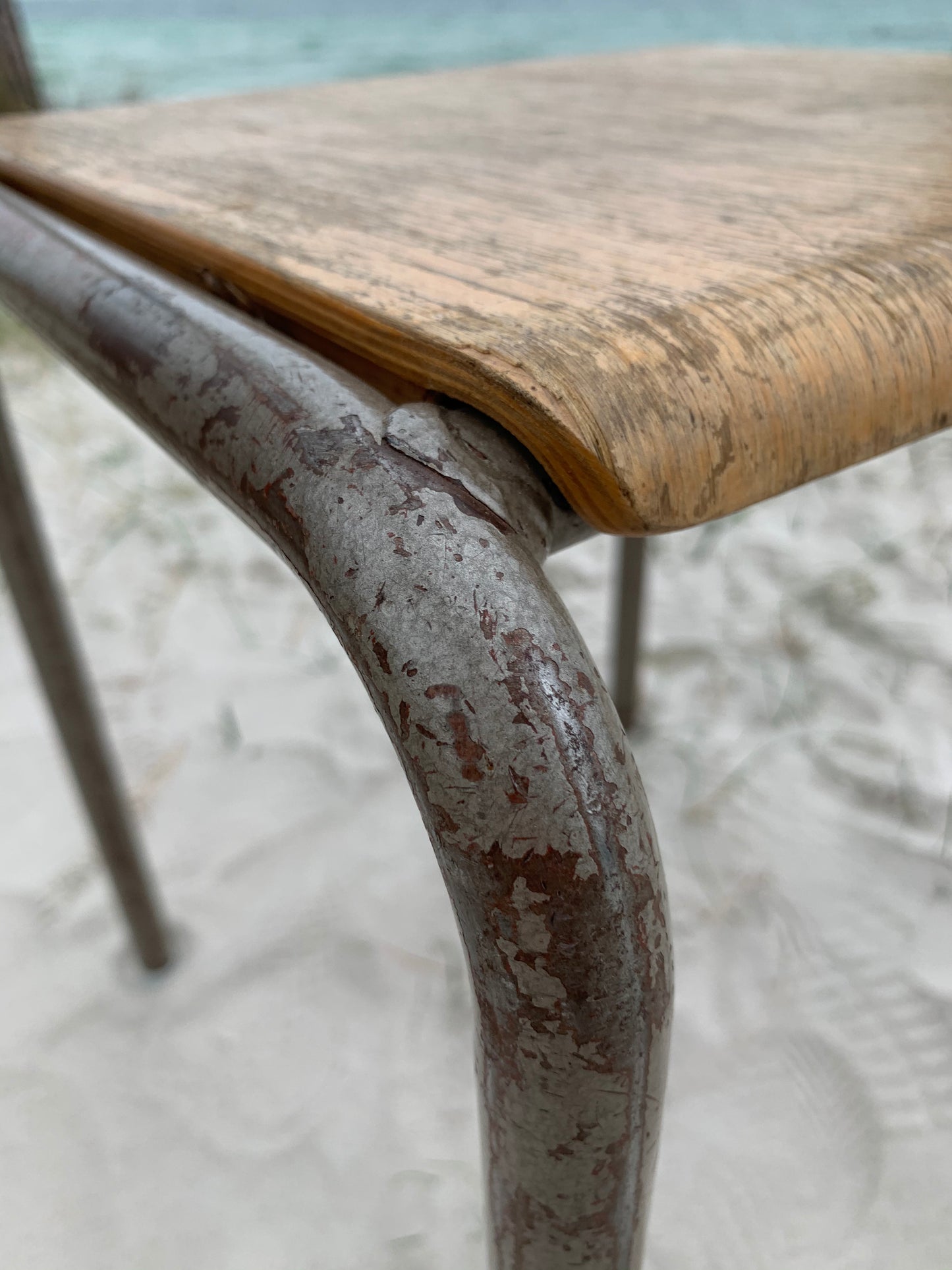 Industriel taburet med masser af patina - Prisen er pr. stk.