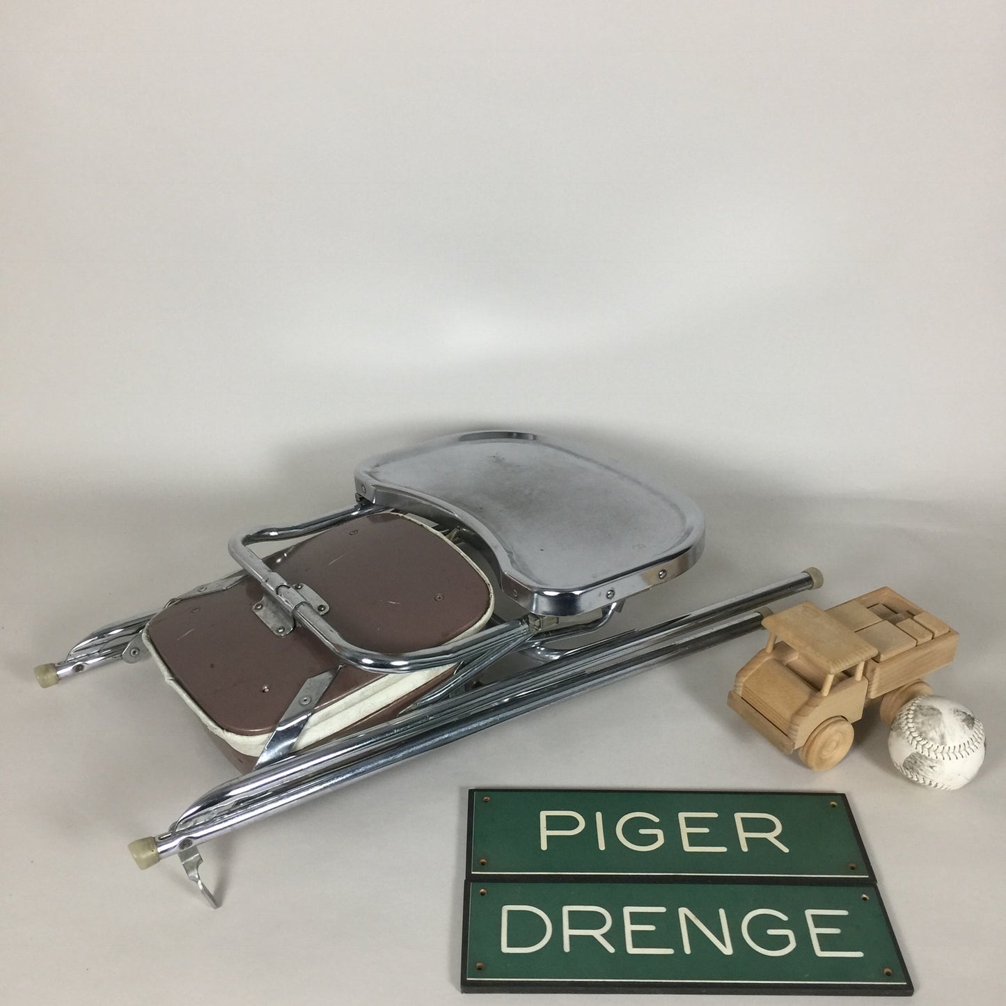 Sjov lækker og anderledes barnestol