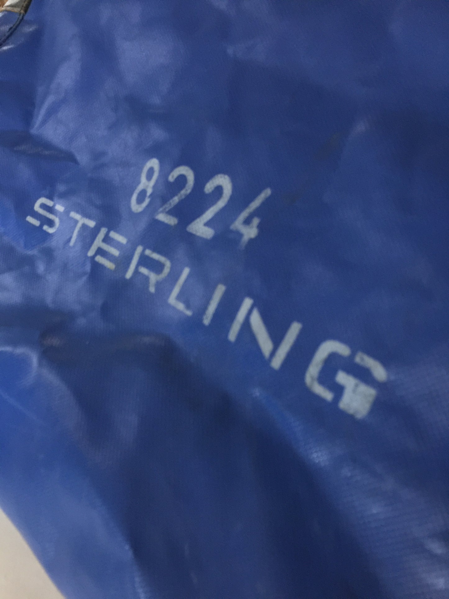 Charmerende plombetaske fra Sterlingfly
