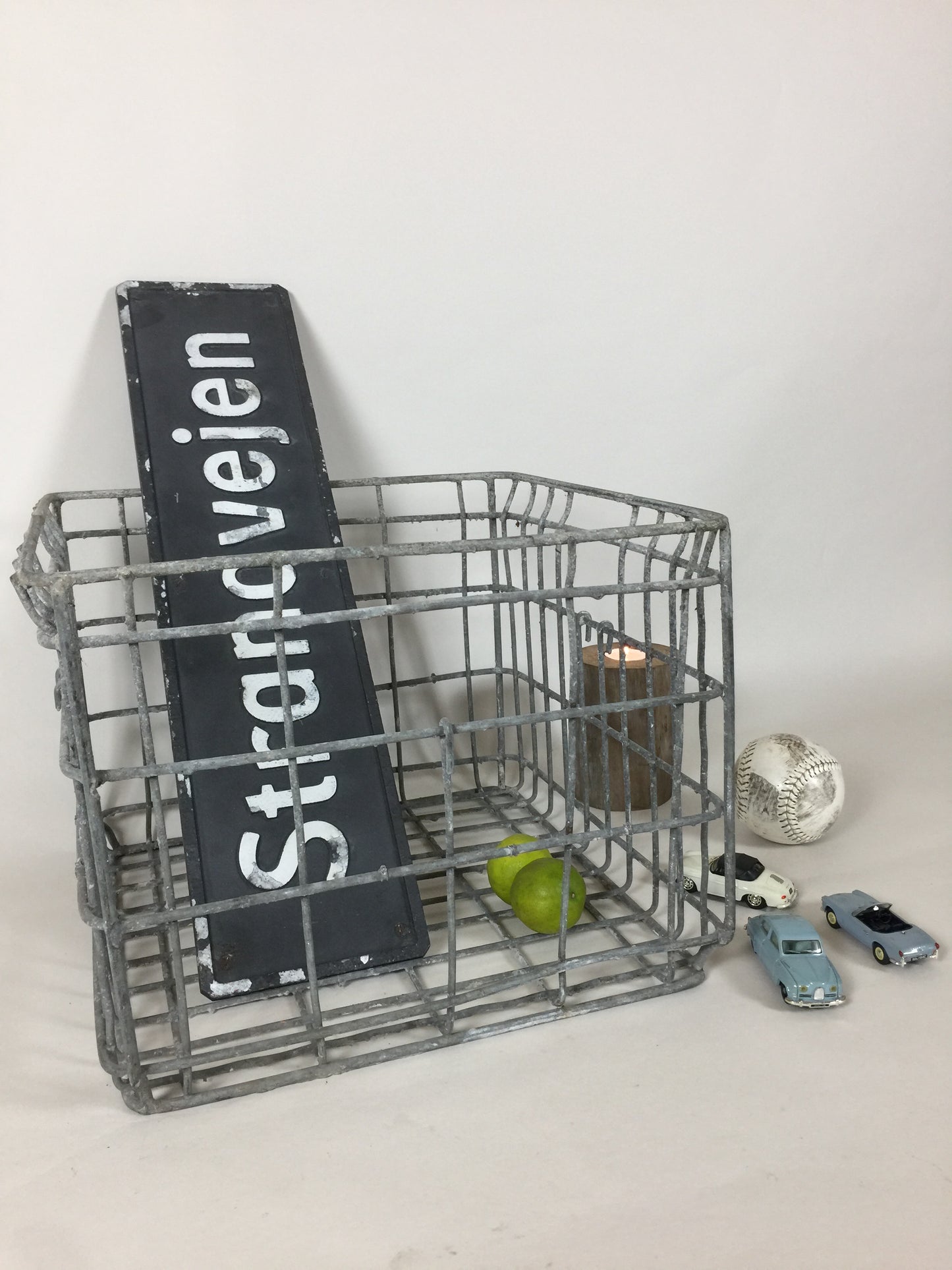 Skøn gammel trådkurv