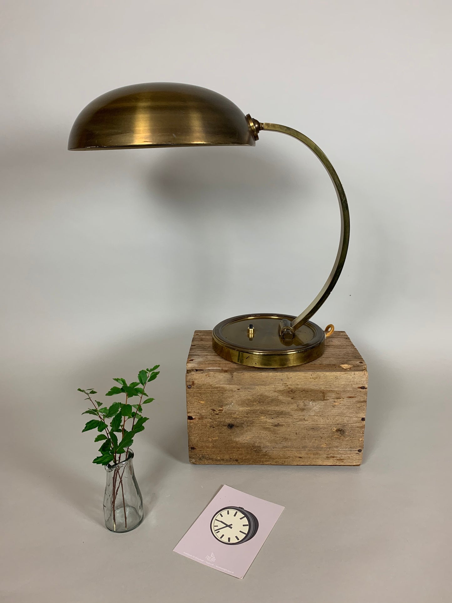 Gecos bordlampe i messing