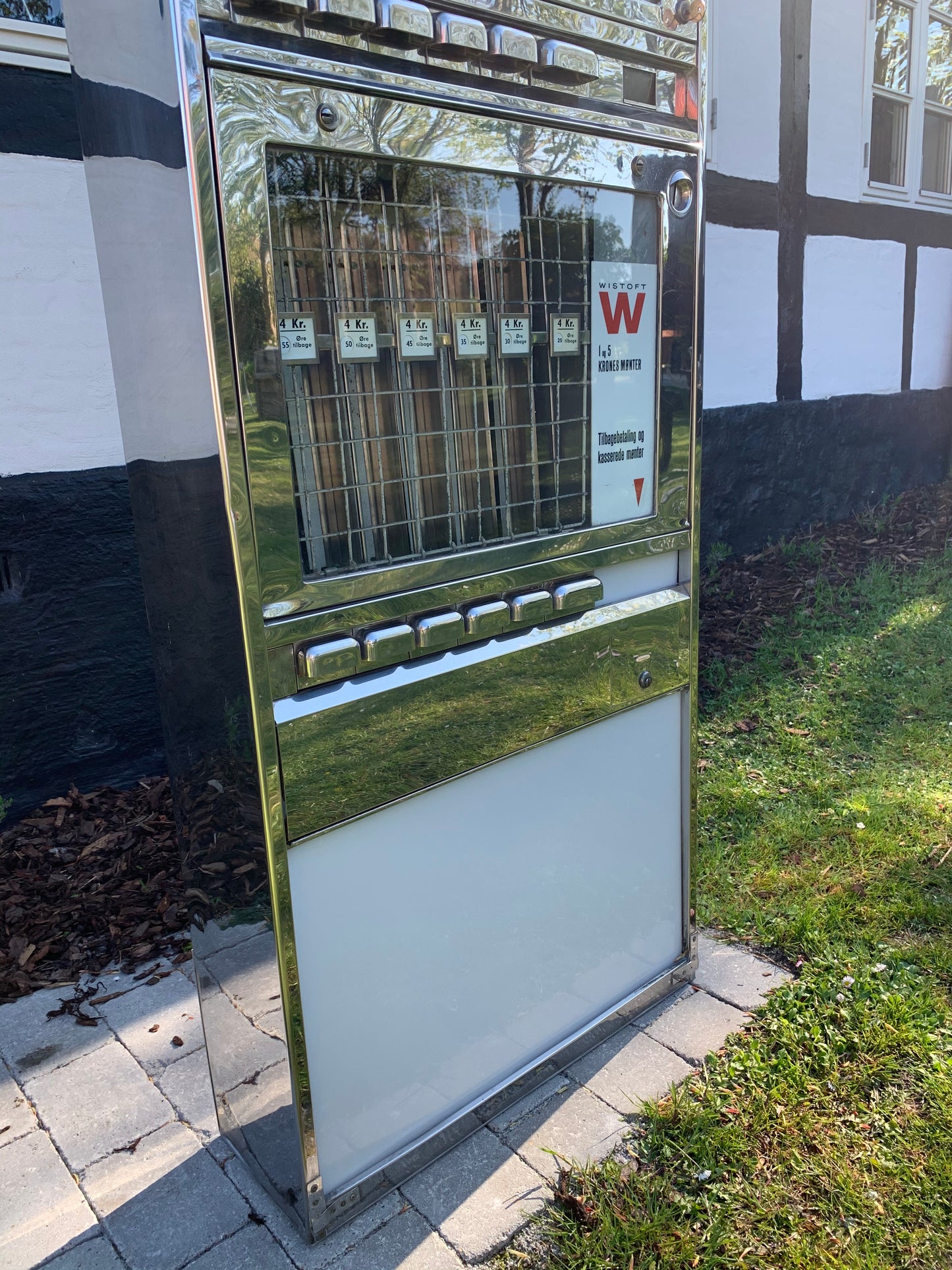 Skøn gammel automat til cigaretter