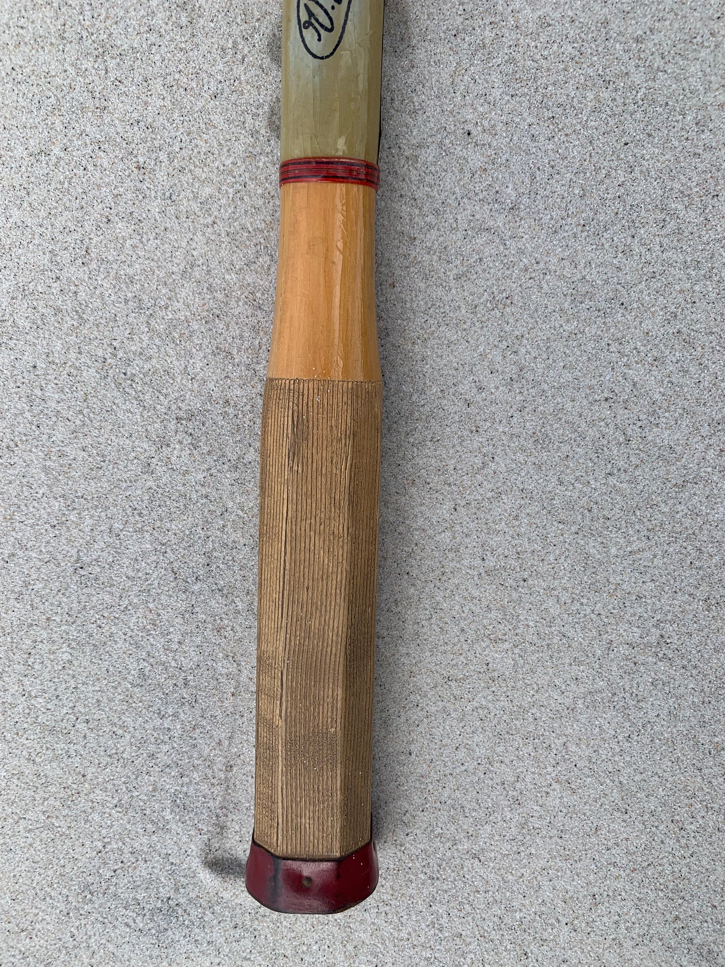 Dekorativ fransk ketcher