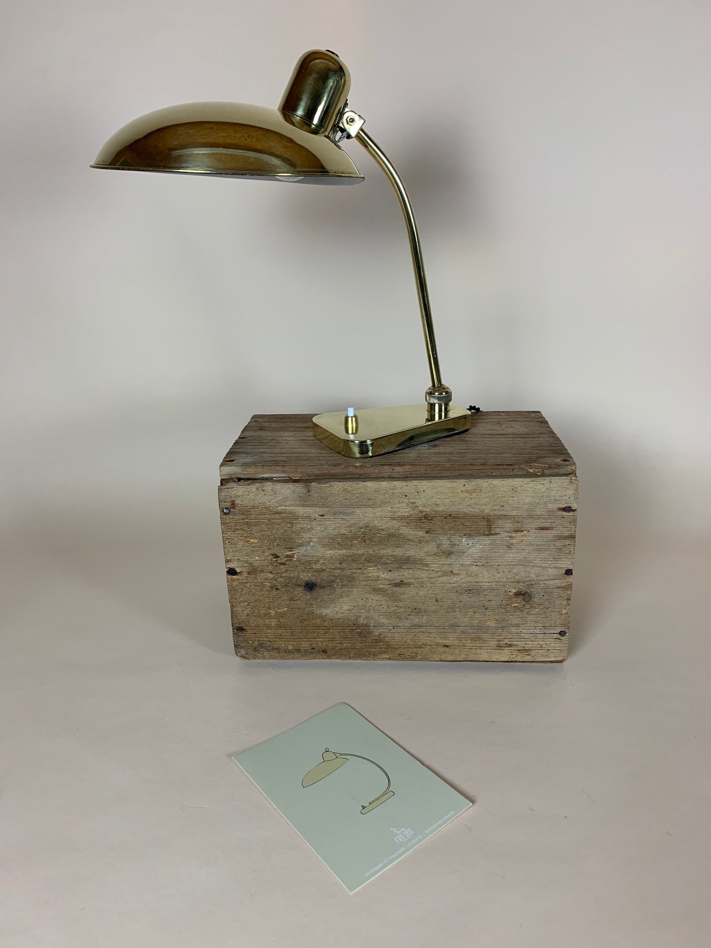 Fin lille messinglampe fra Italien