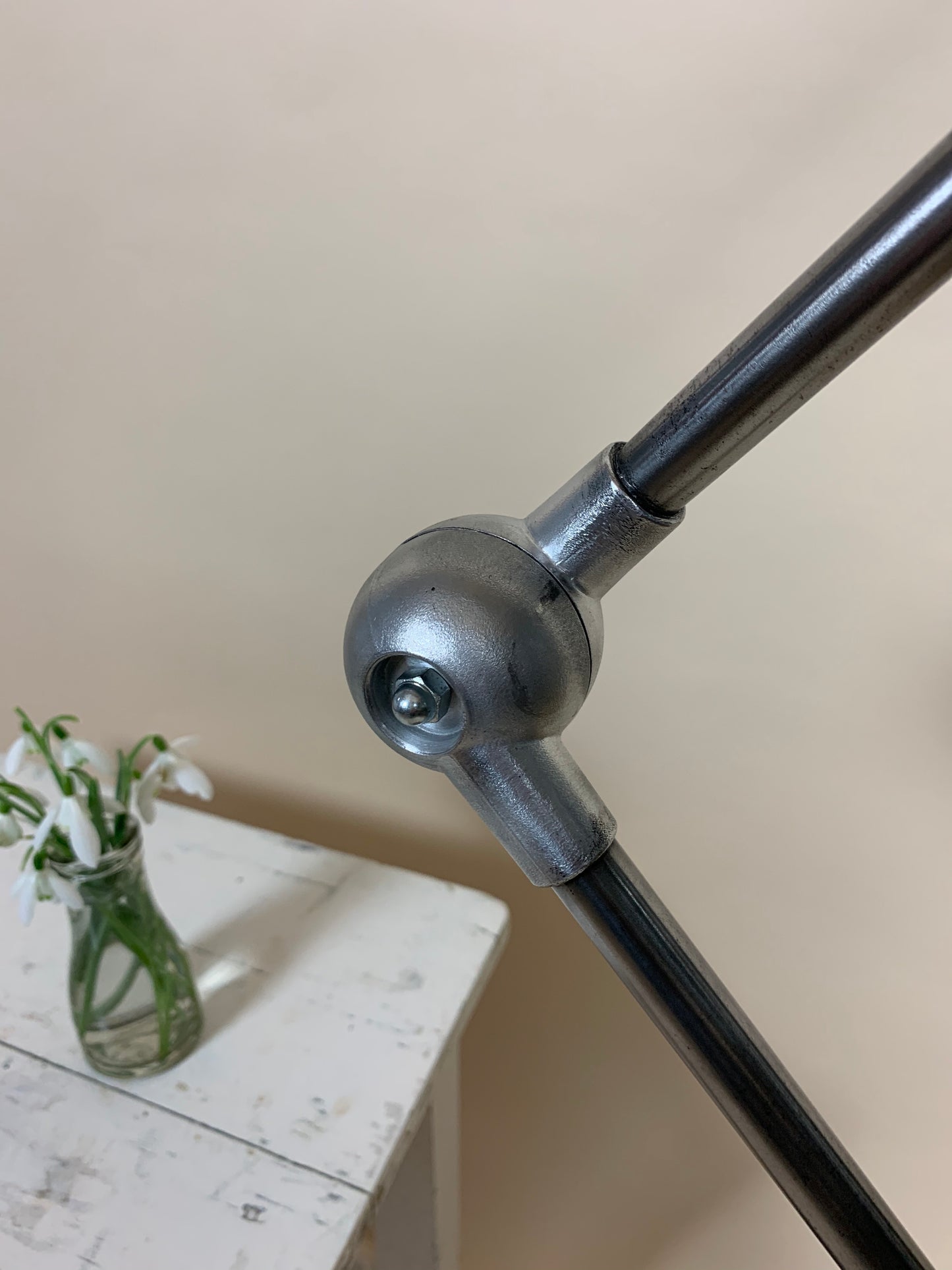Smuk Jieldé gulvlampe med 4 arme