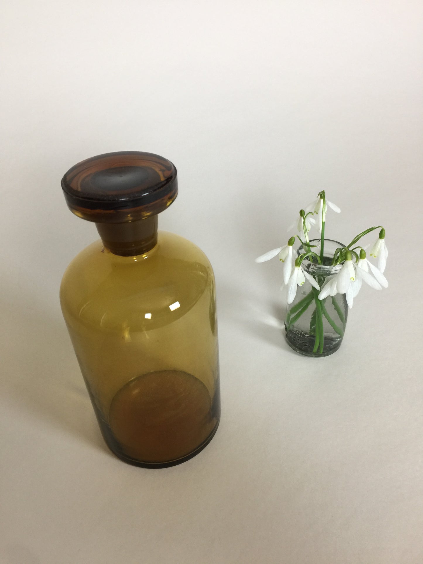 Fint gammelt apotekerglas