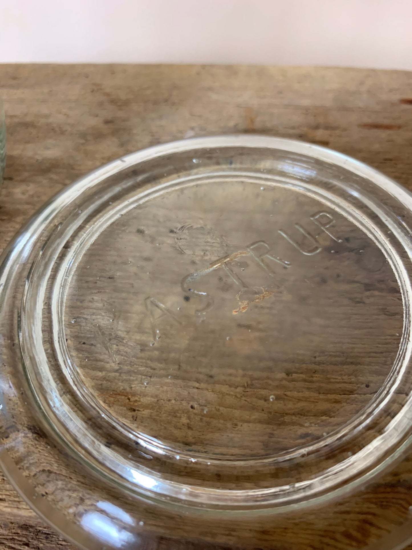 Stort henkogningsglas med låg