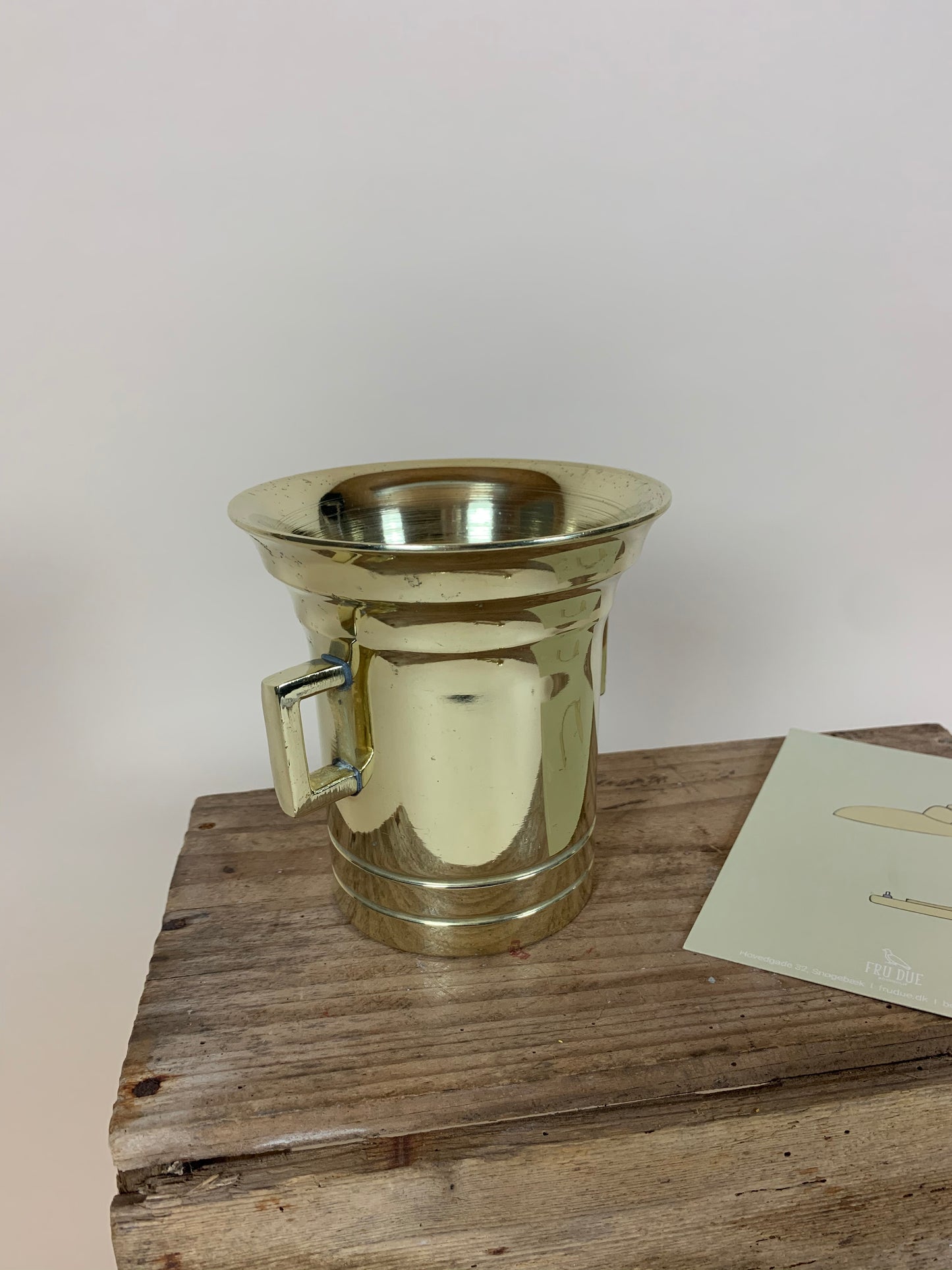 Tung morter i messing