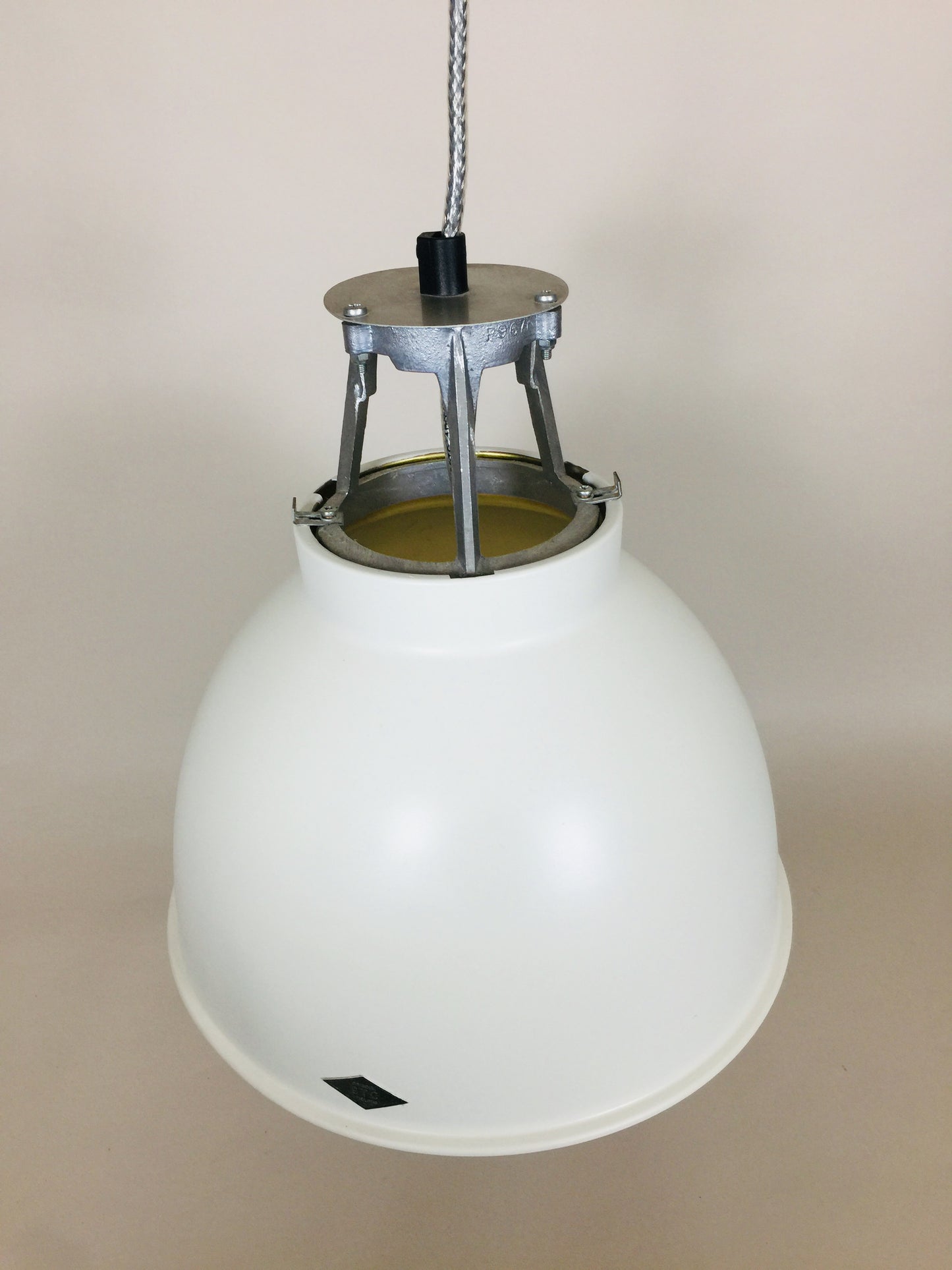 Btc lampe hvid med guld - Titan
