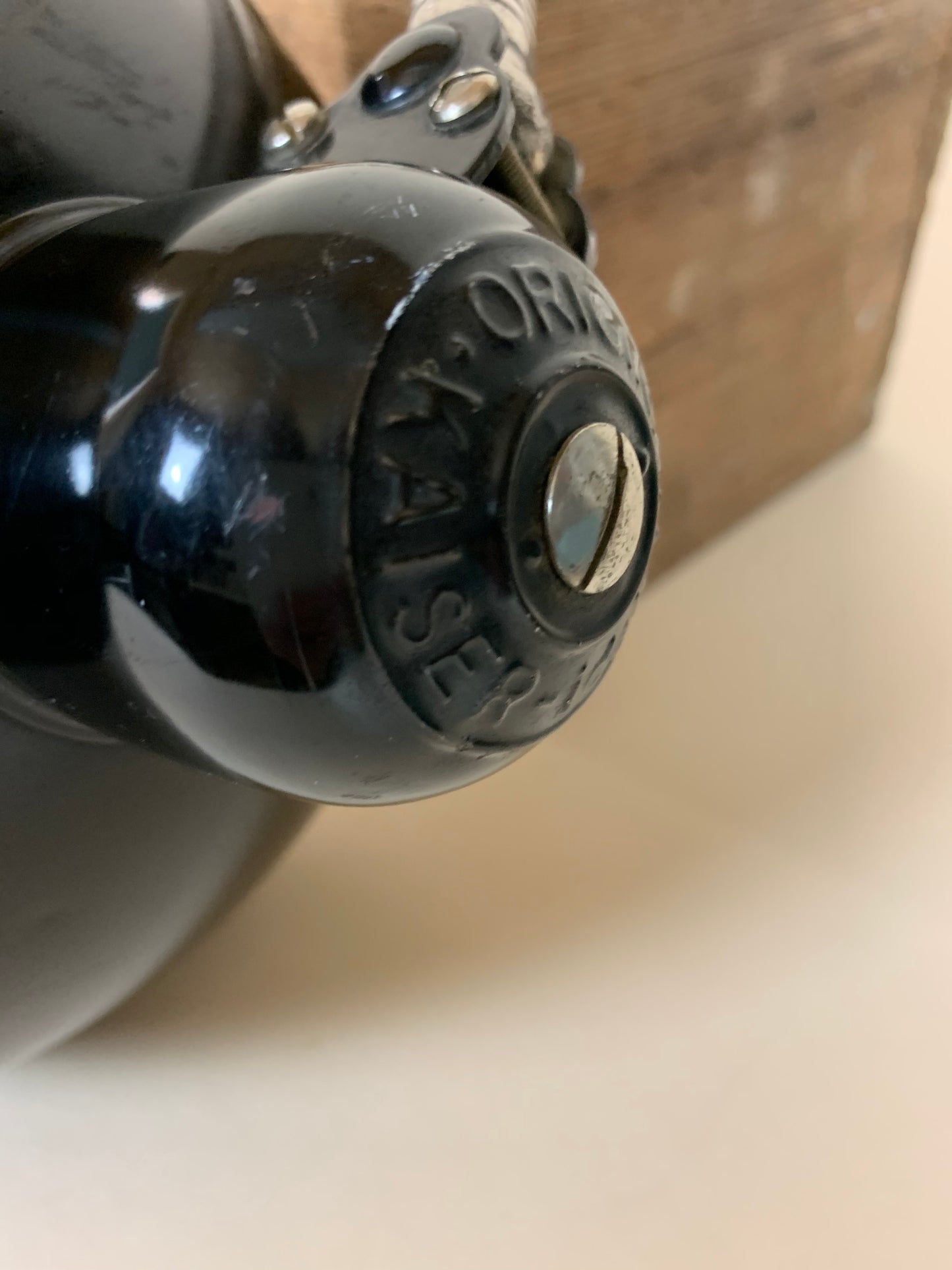 Kaiser Idell arkitektlampe med flexarm og bordbeslag