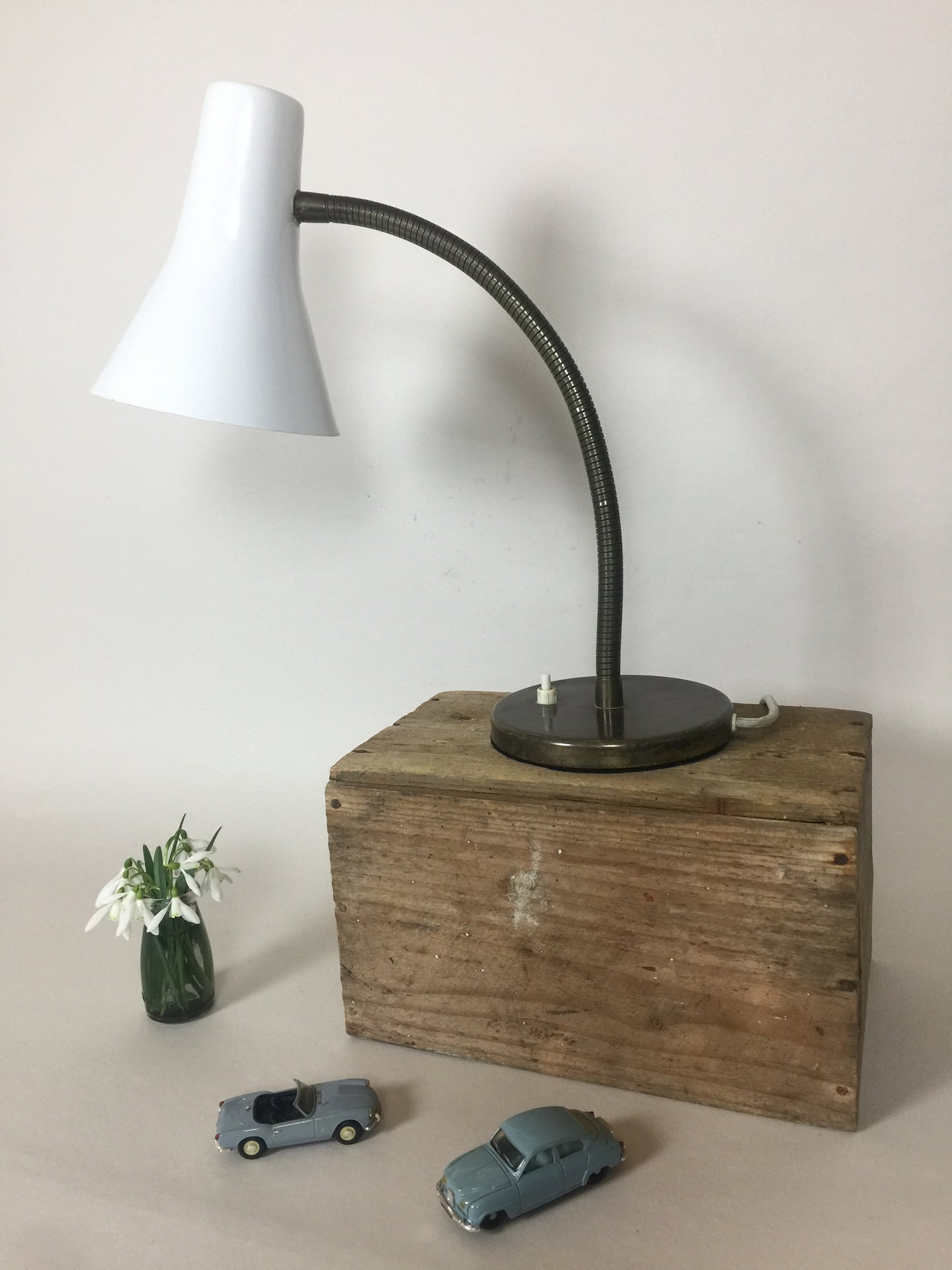 Bordlampe med flexarm