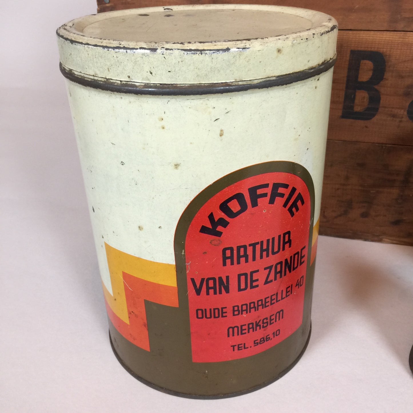 Gammel fin kaffedåse fra Belgien