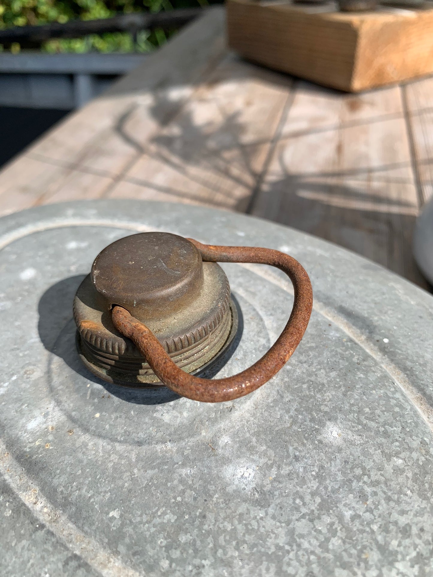 Dekorativ gammel varmedunk