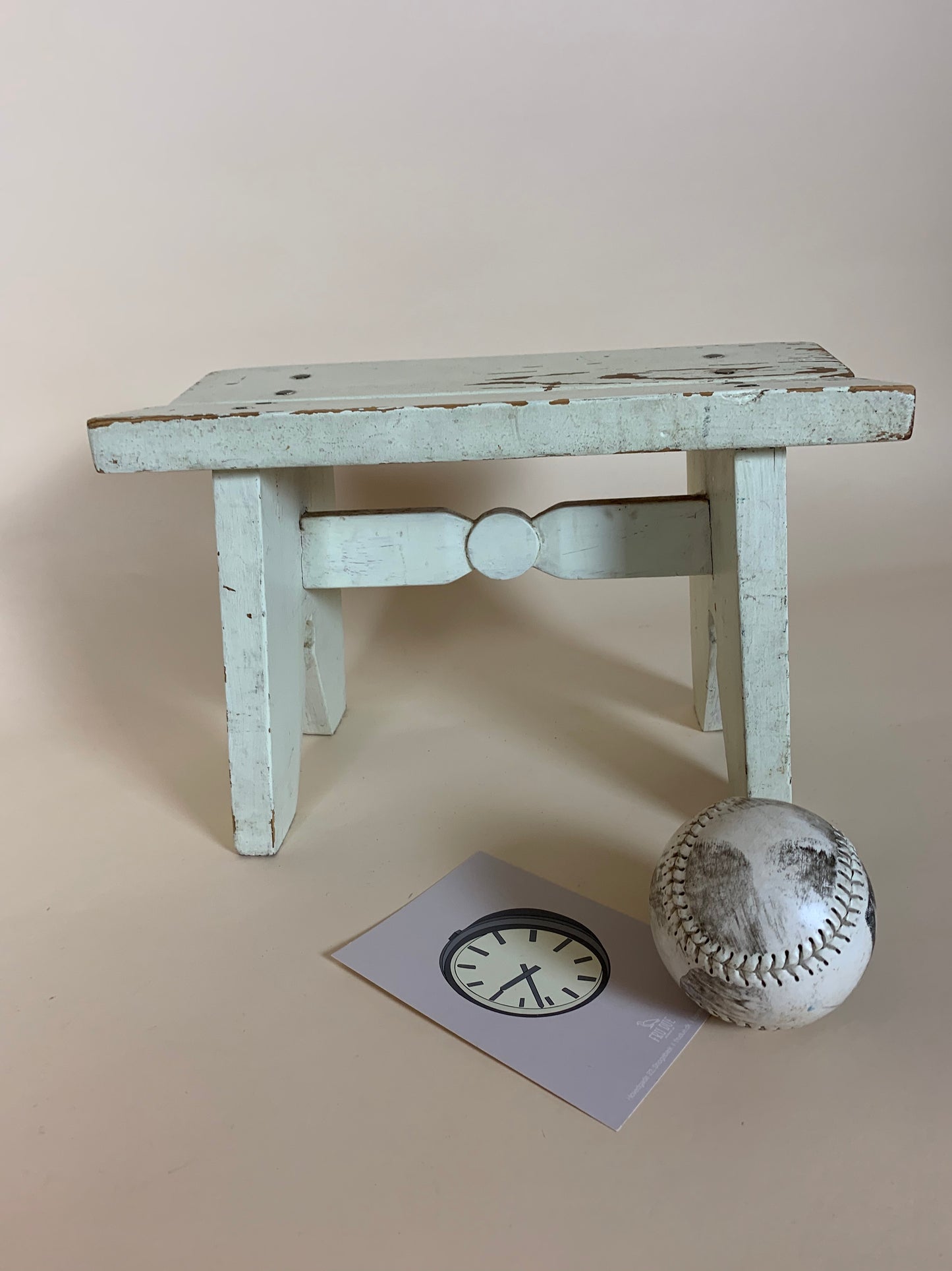 Skøn skammel med fin patina