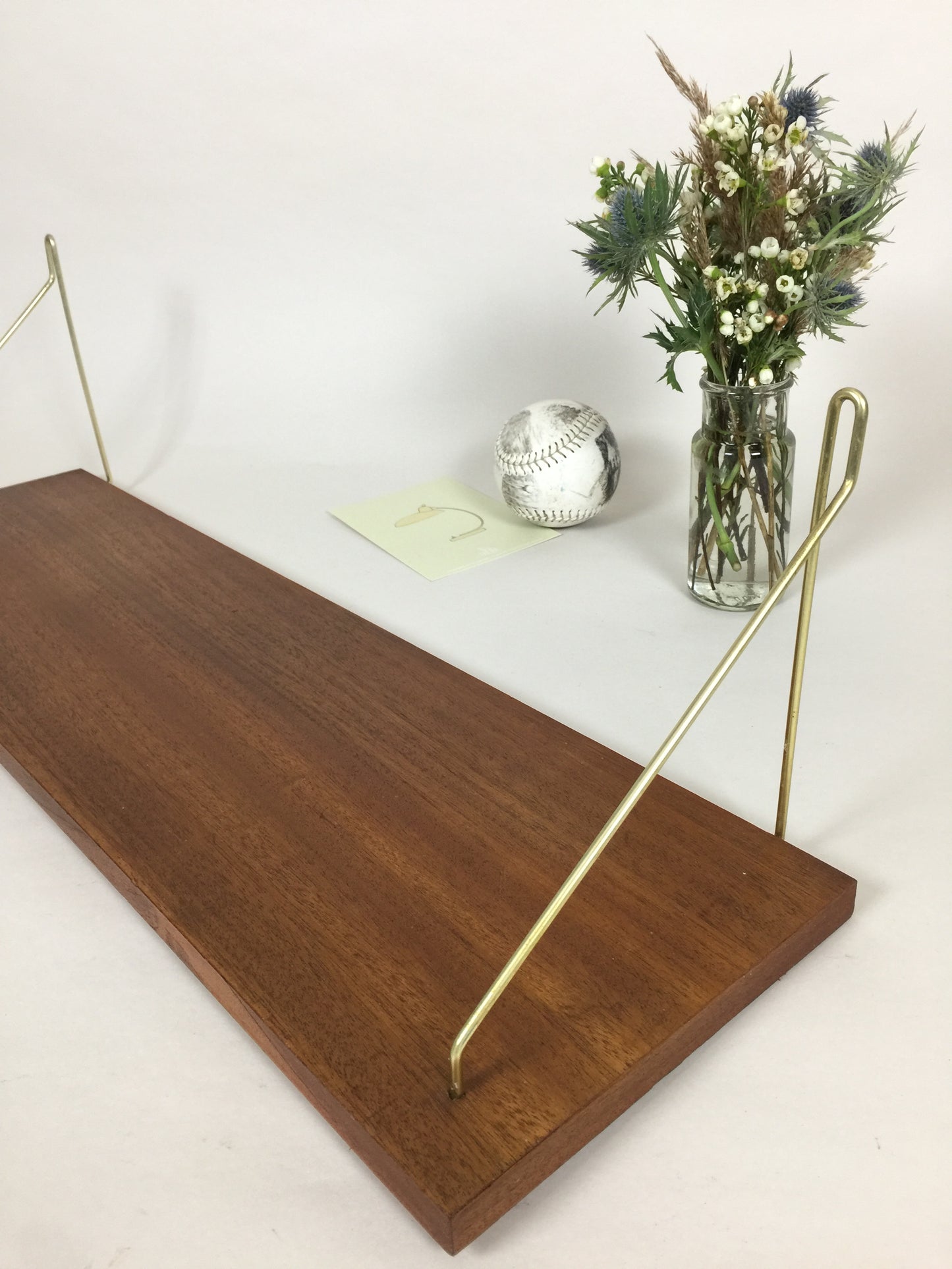 Fin gammel hylde i teak