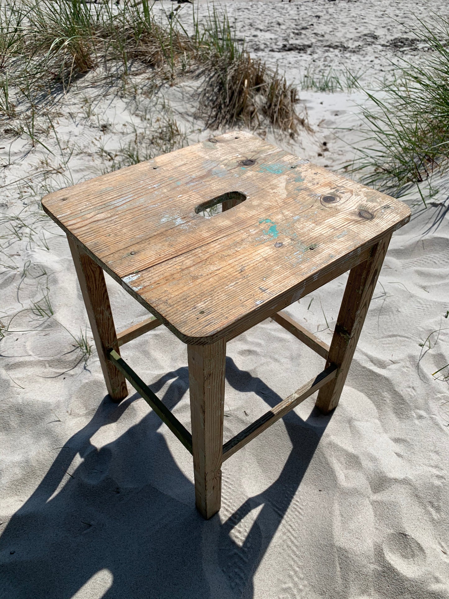 Taburet med masser af smuk patina