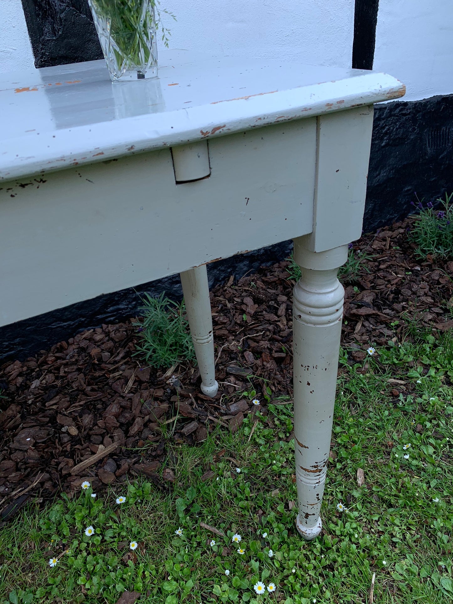 Gammelt bord med patina