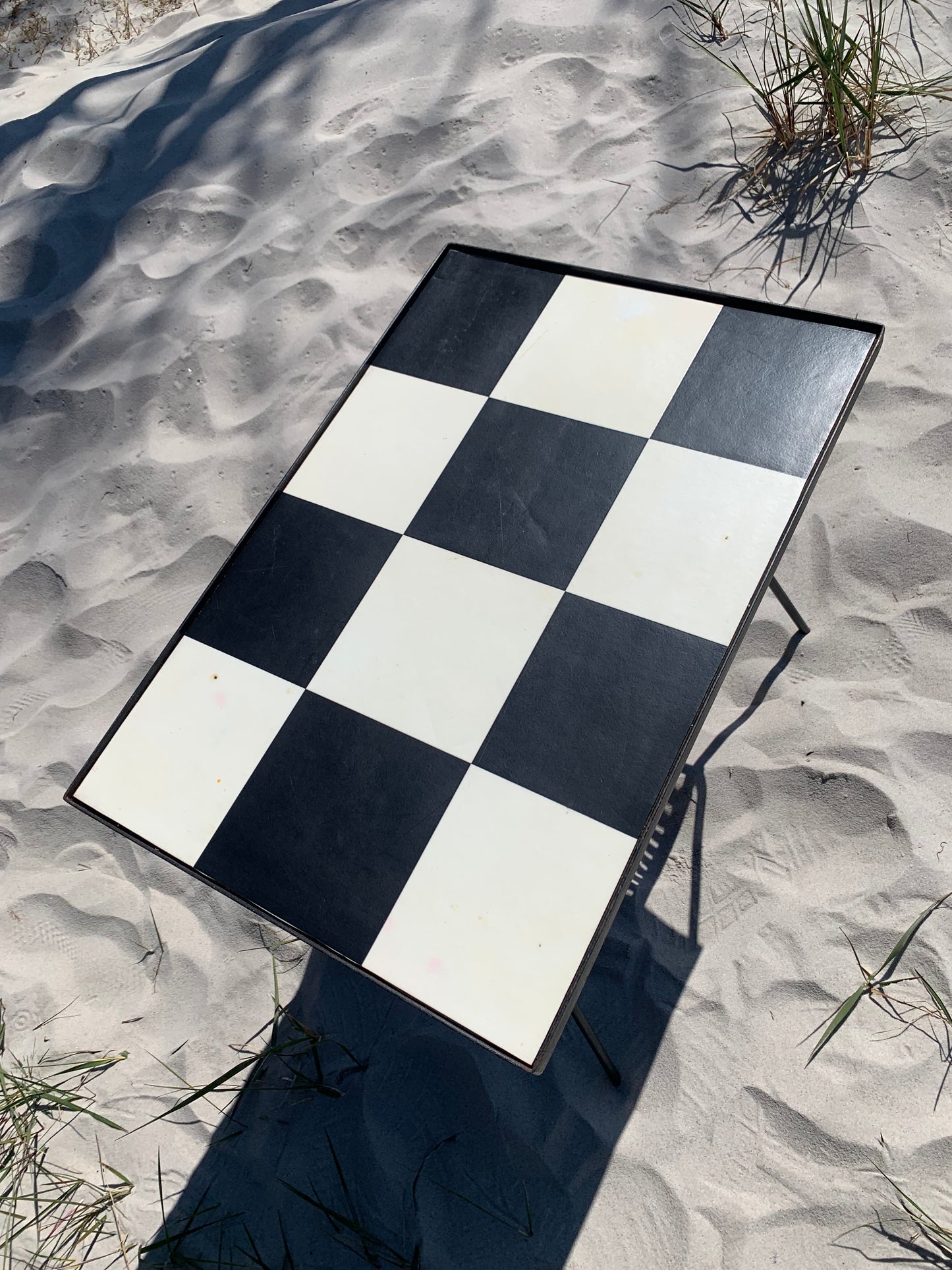 Bord med linoleums bordplade