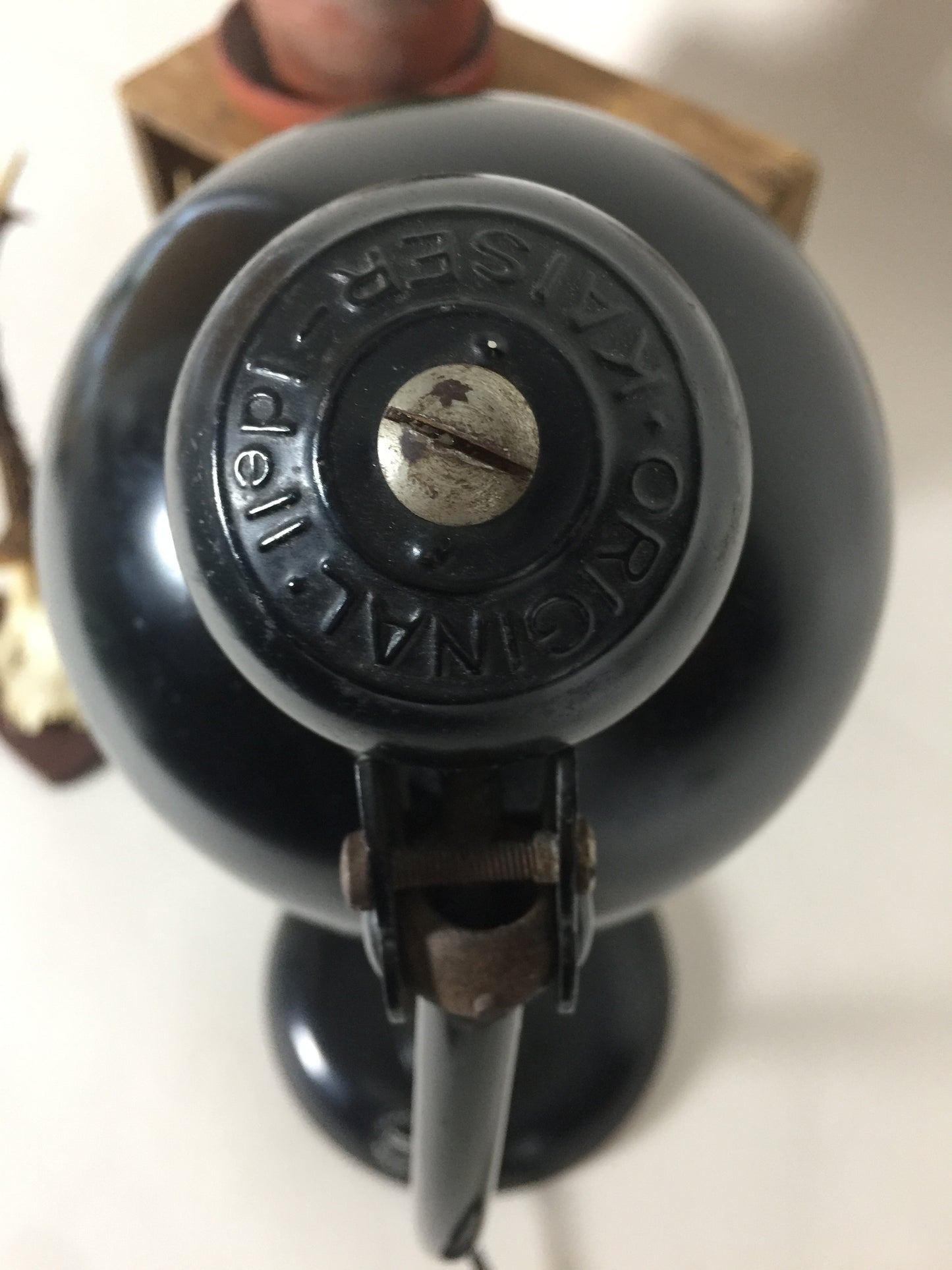 Kaiser Idell Bordlampe model 6551