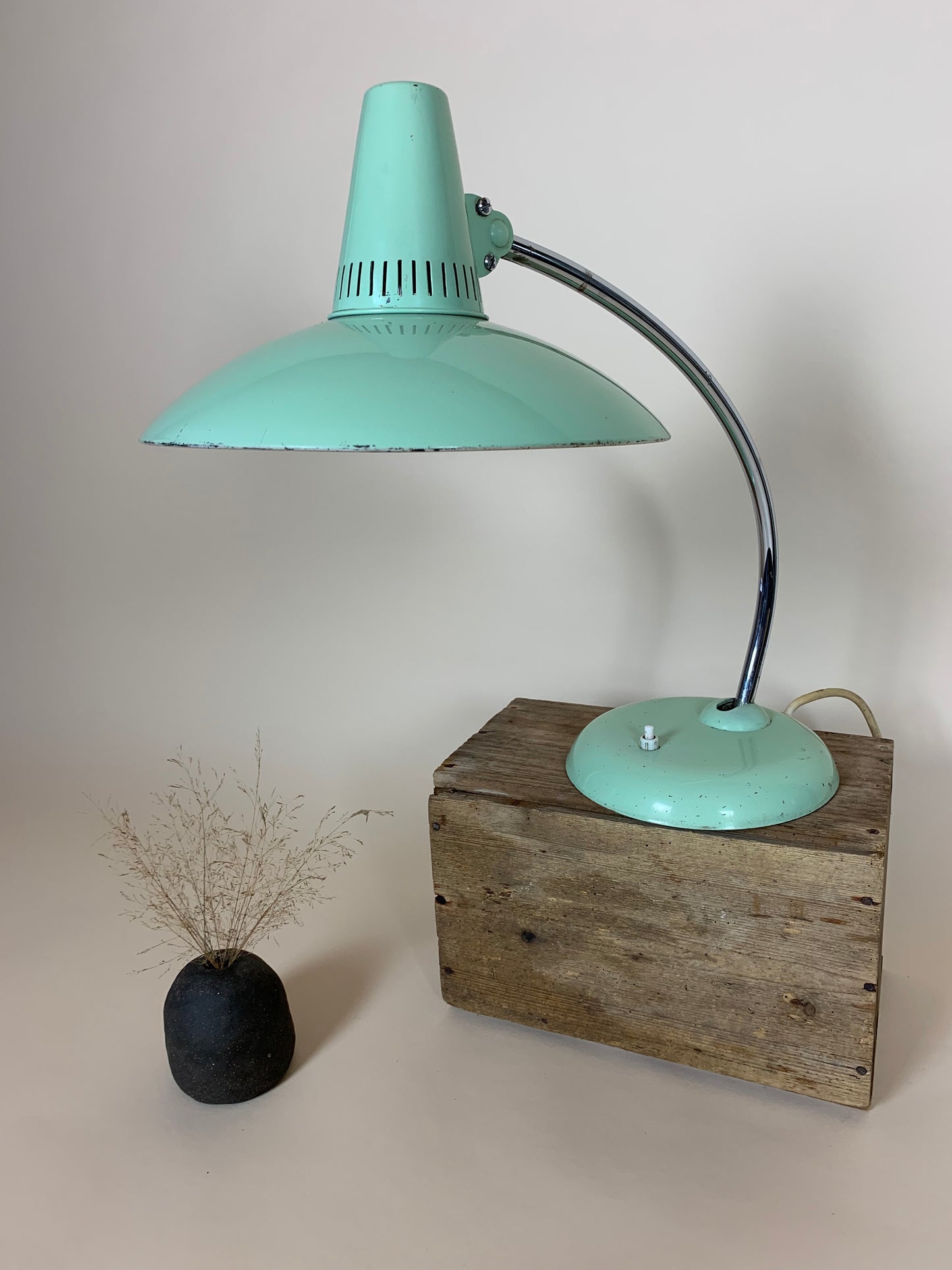 Grøn Christian Dell bordlampe model 6753